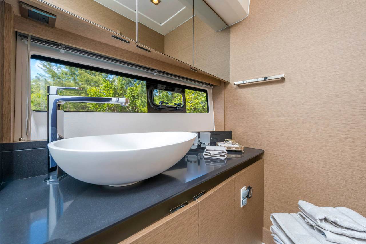 Prestige 460 — photo 9