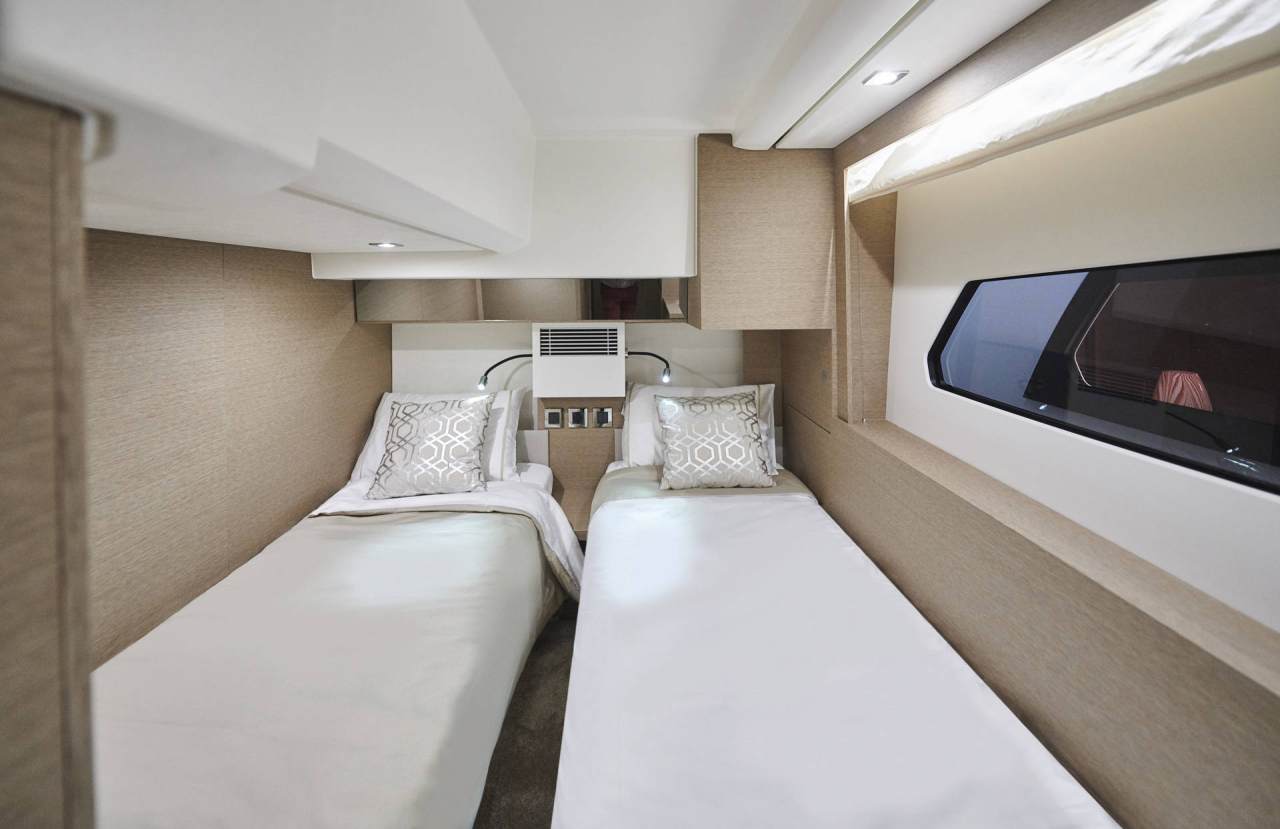 Prestige 460 — photo 10