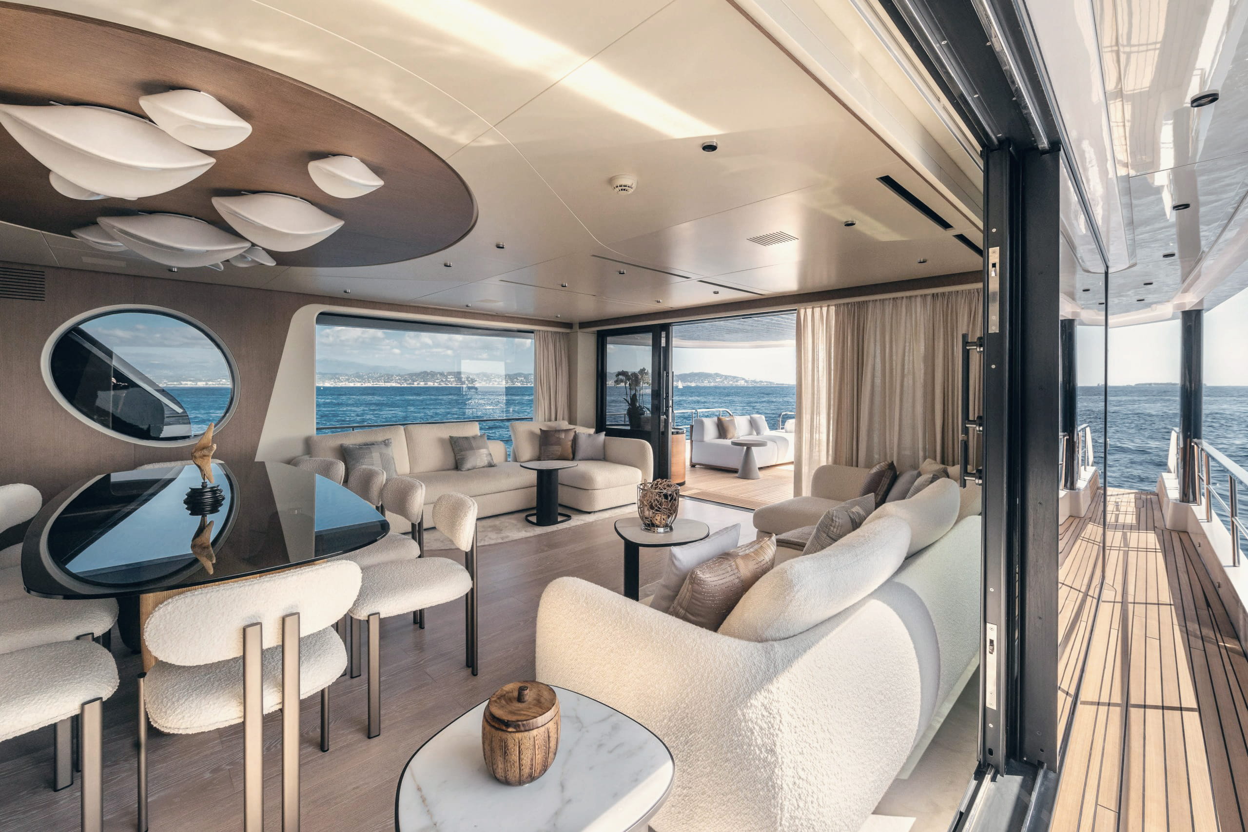 Arcadia Yachts A80 — photo 5