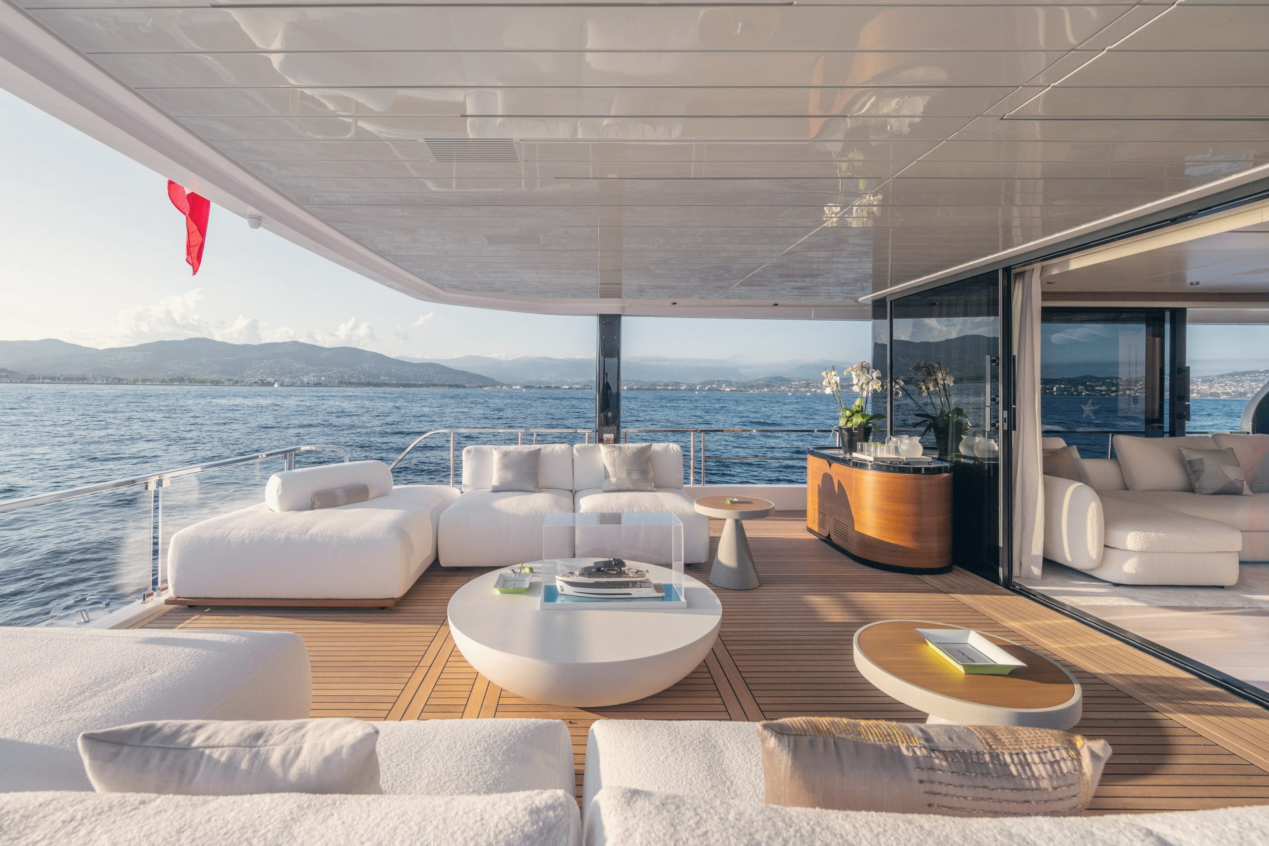 Arcadia Yachts A80 — photo 4