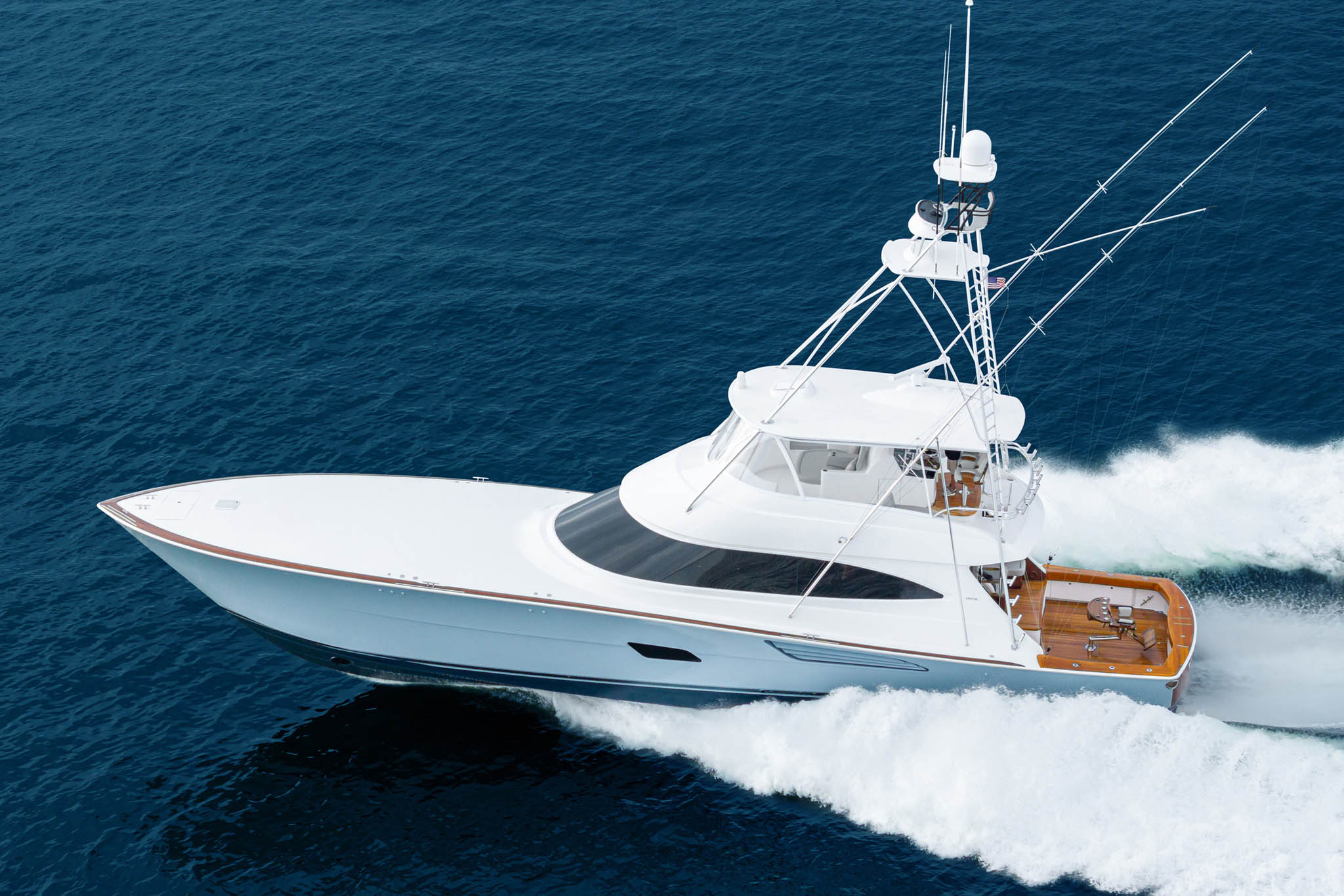 Viking Yachts 82 Convertible — photo 10