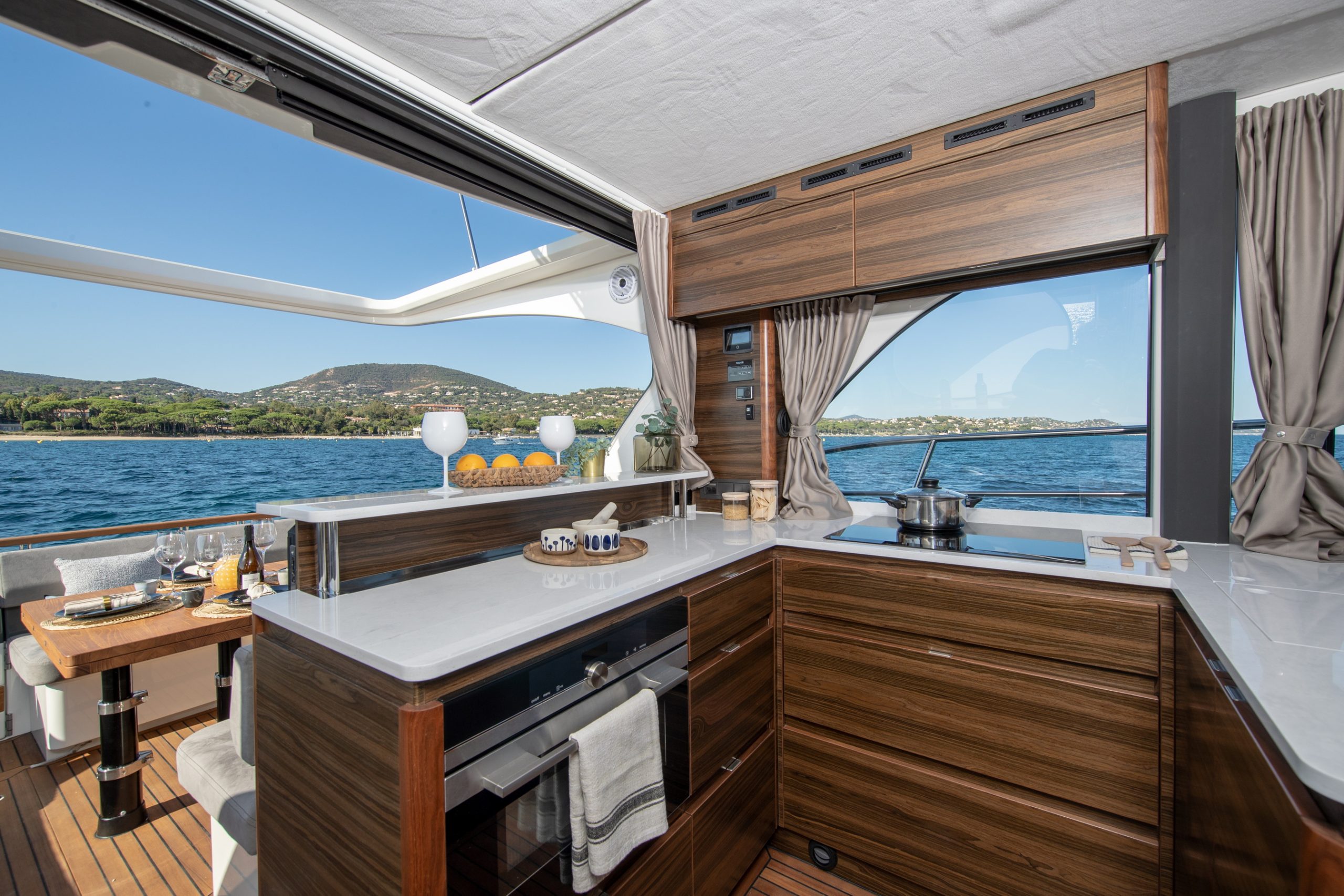 Marex 440 Gourmet Cruiser — photo 10