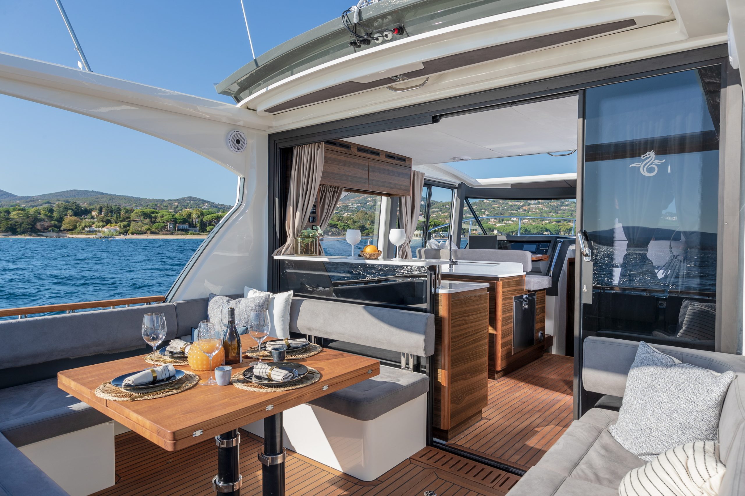 Marex 440 Gourmet Cruiser — photo 8