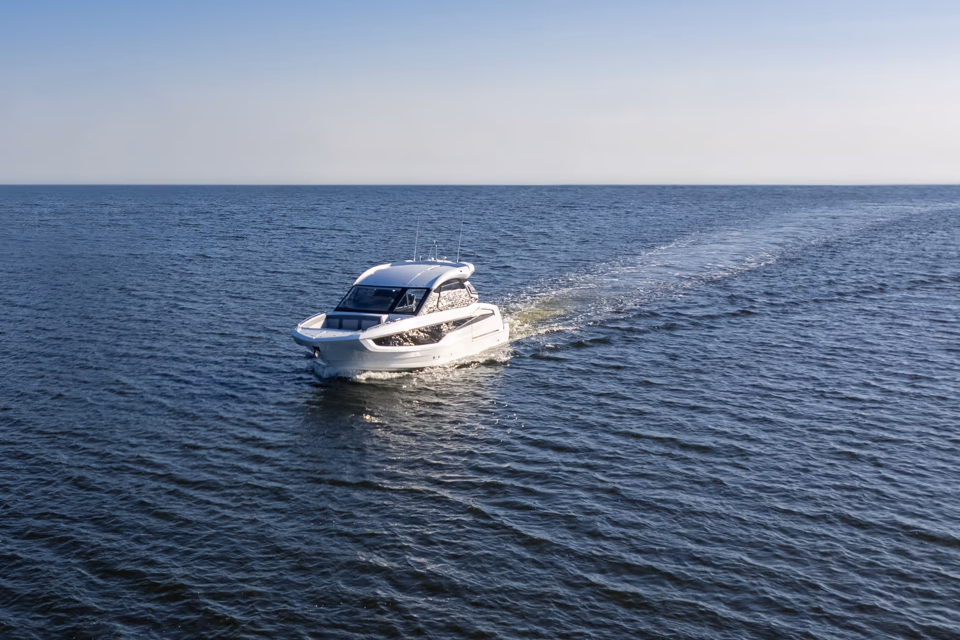 Galeon 335 GTO — photo 7
