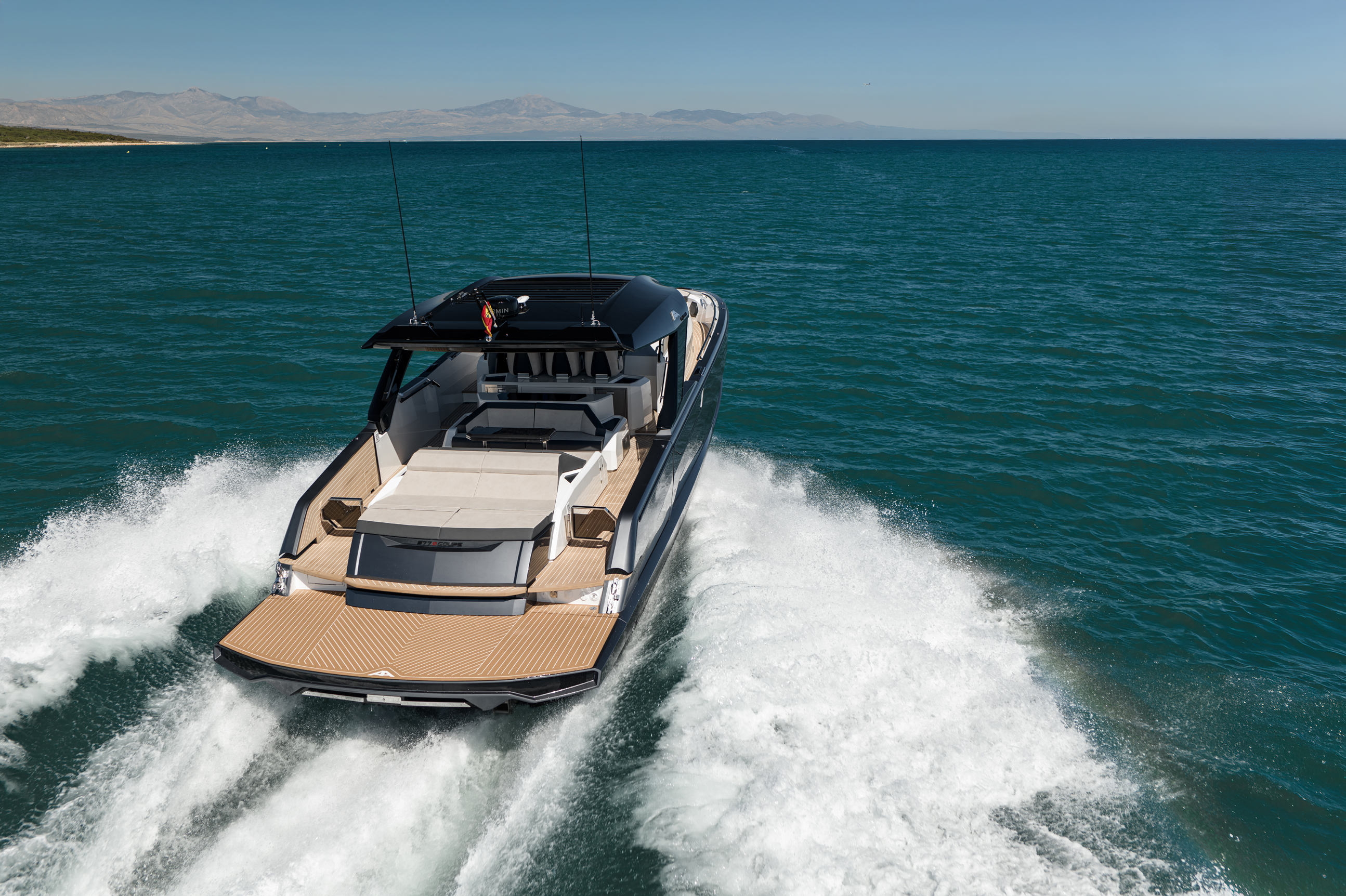 Astondoa 577 Coupe — photo 9