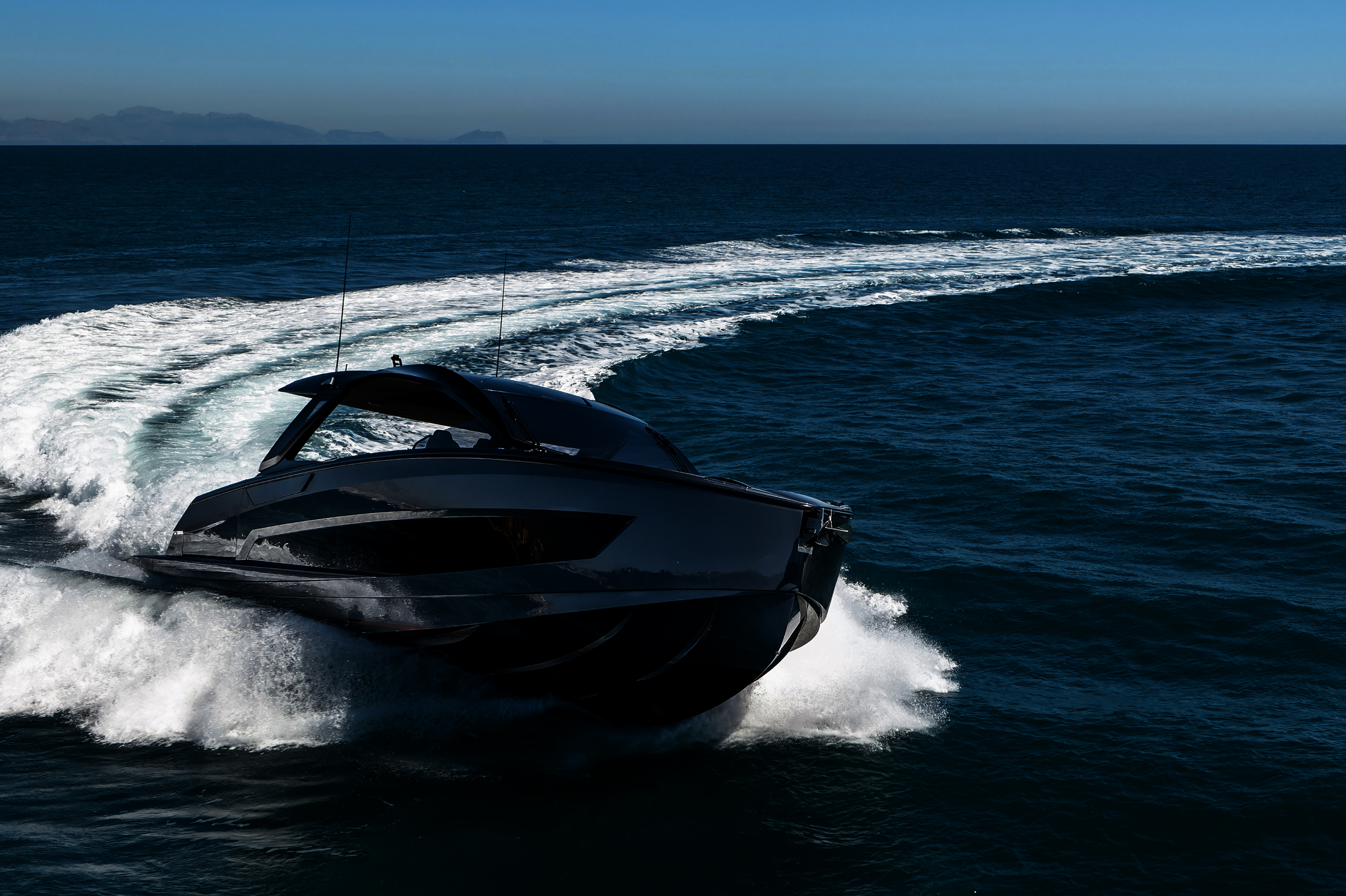 Astondoa 577 Coupe — photo 3