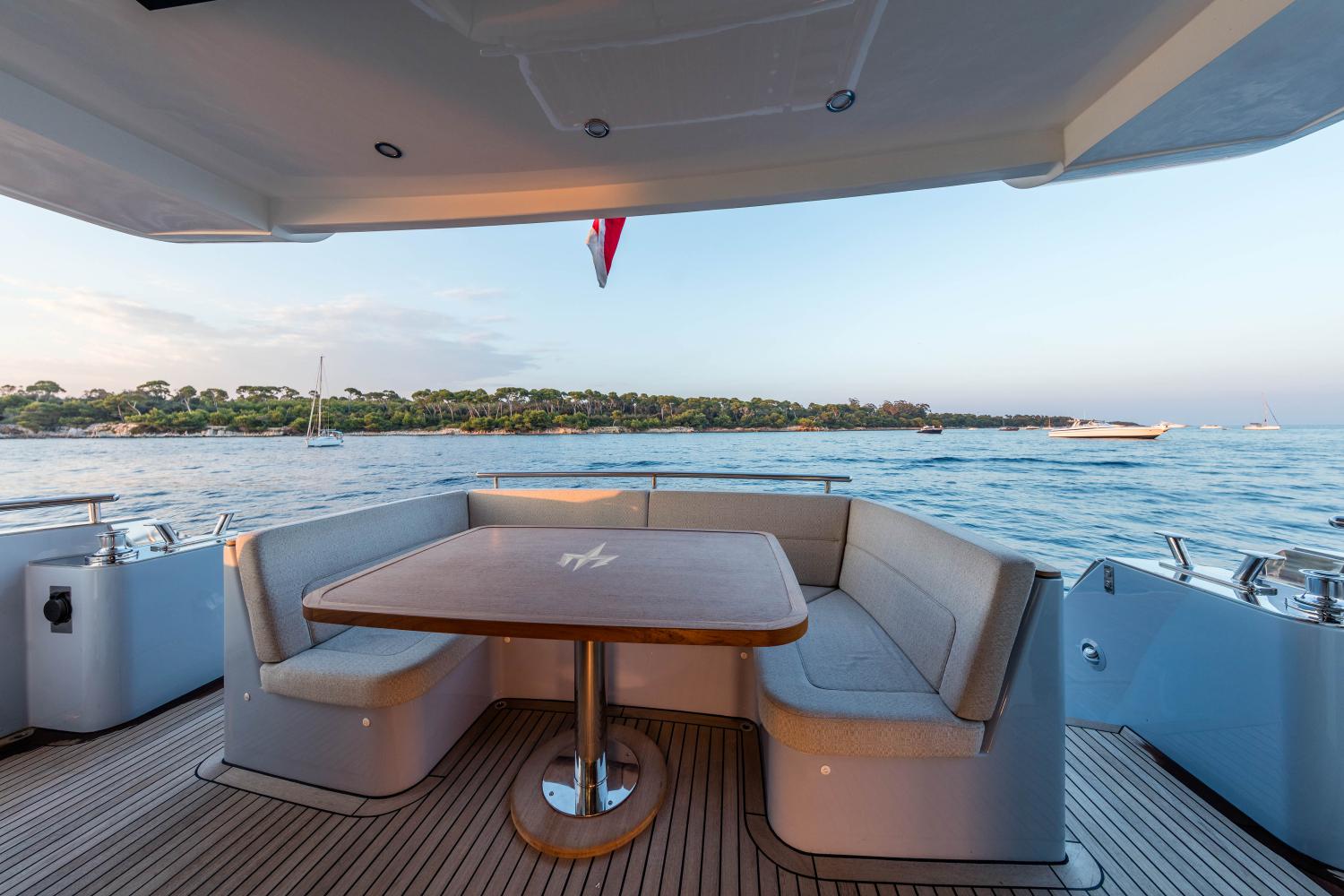 Outer Reef Yachts 620 Trident Solara — photo 4