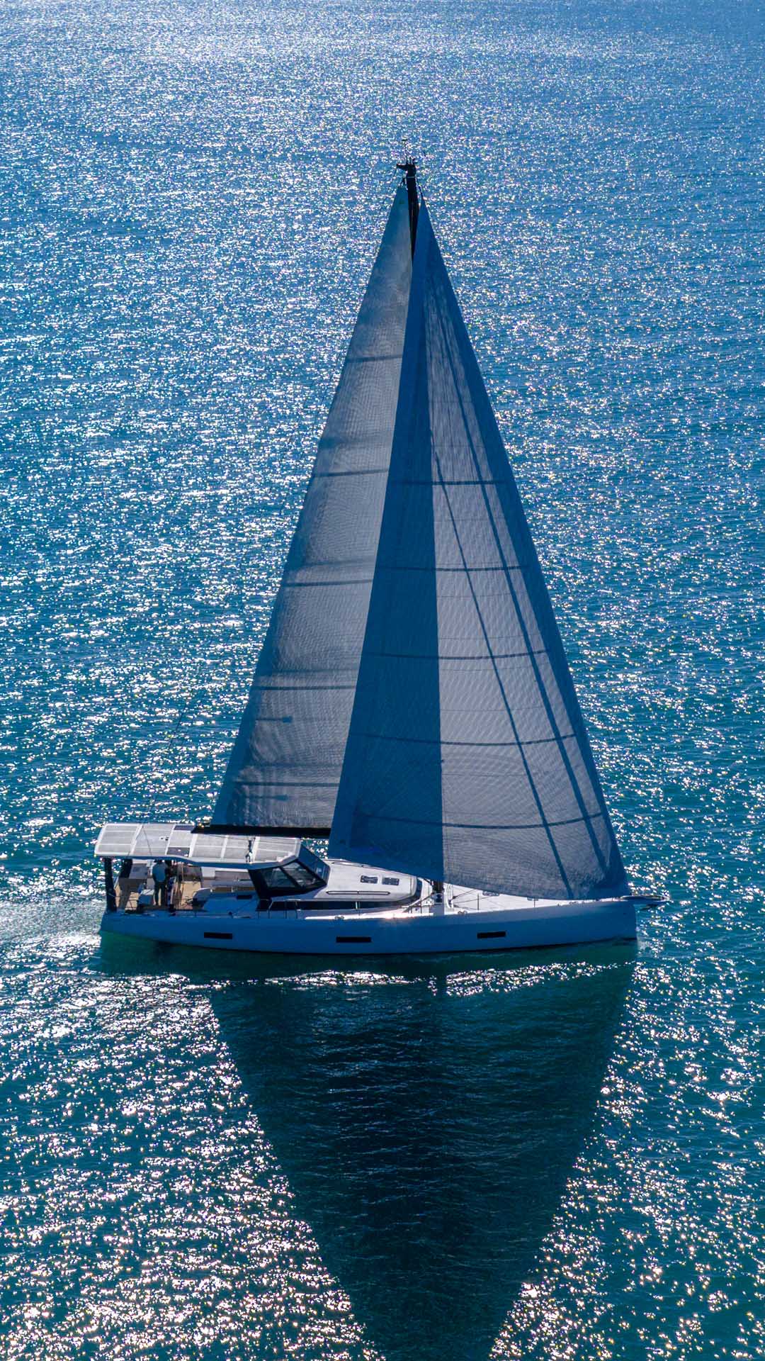 ICE 64 Explorer — photo 3