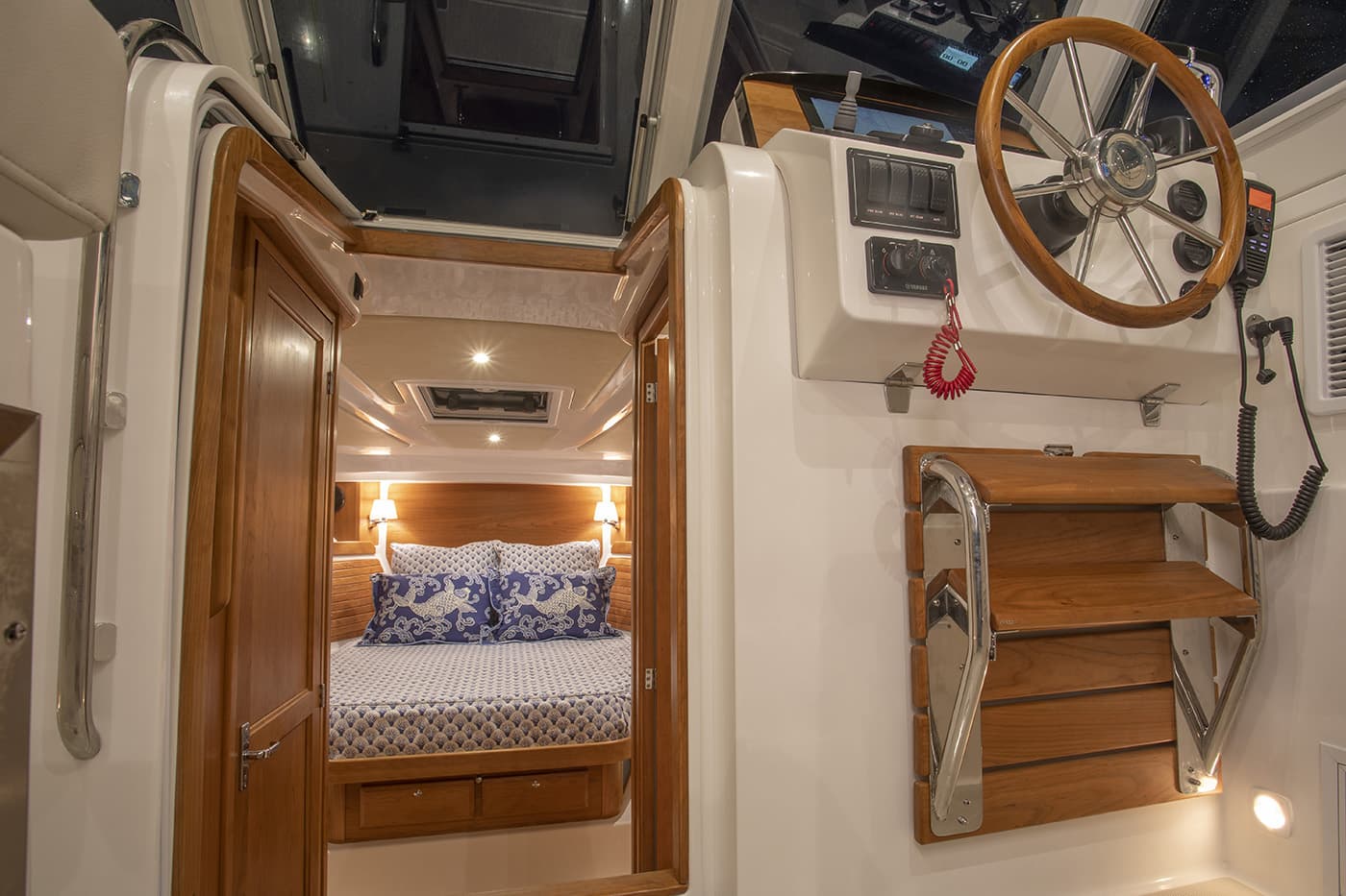 Back Cove Yachts 34O — photo 8