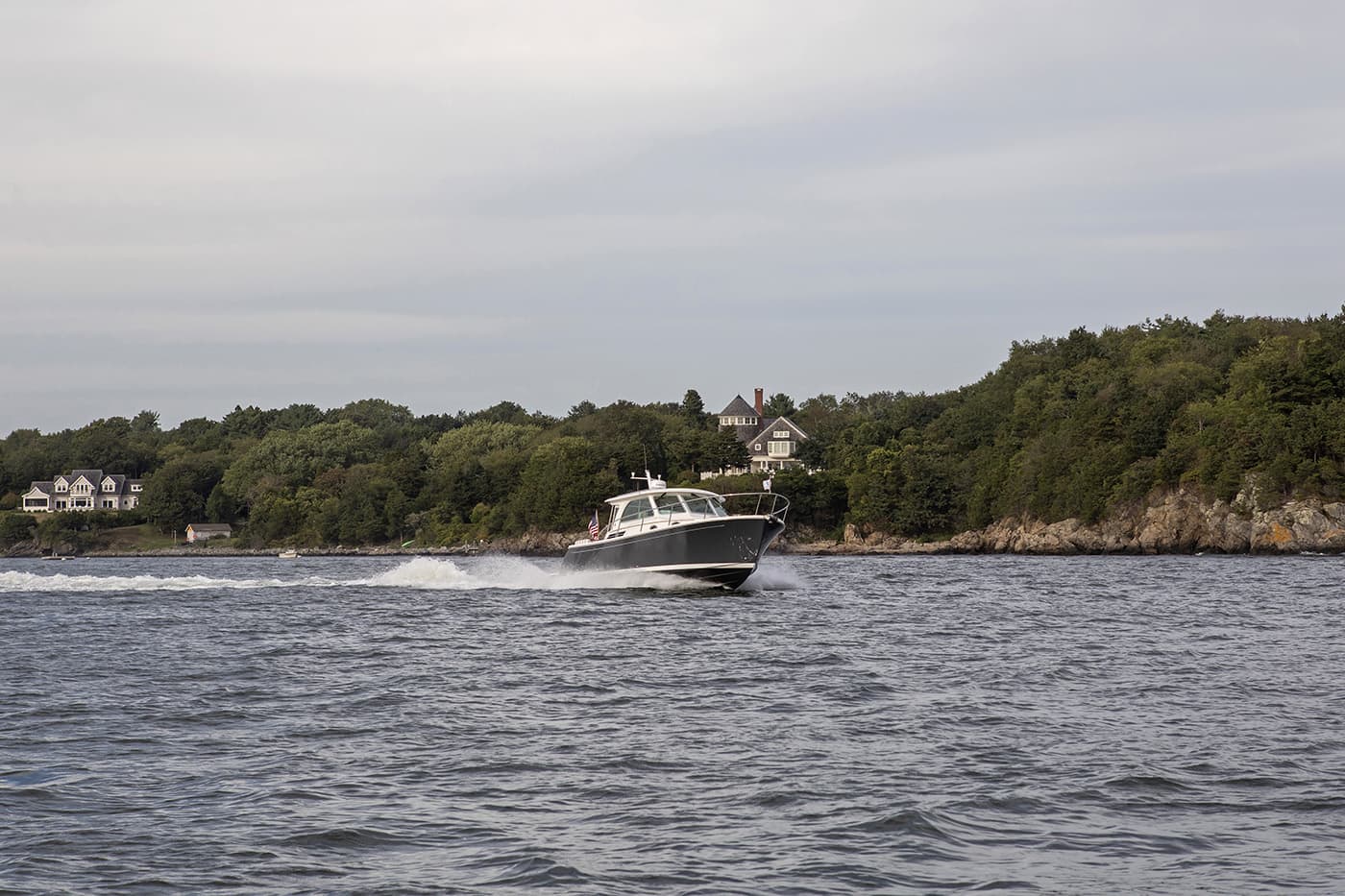Back Cove Yachts 34O — photo 3
