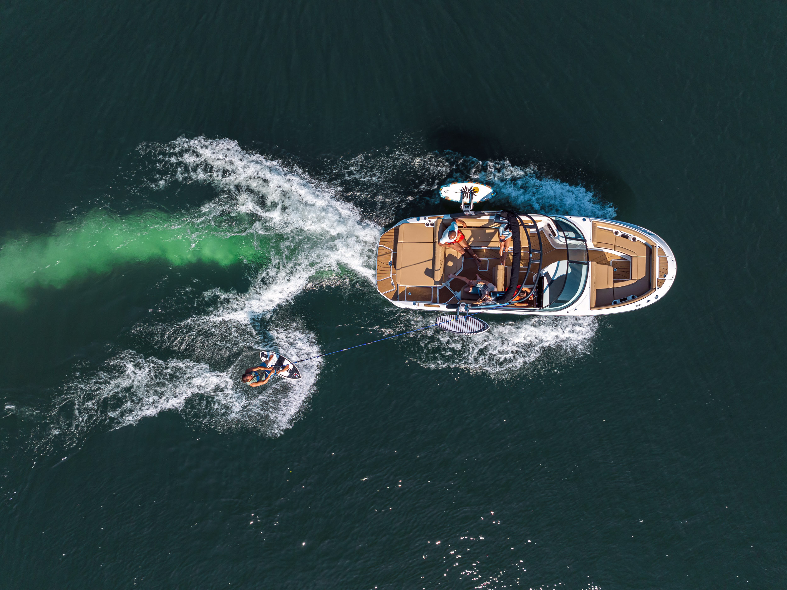Sea Ray SDX 250 Surf — photo 3