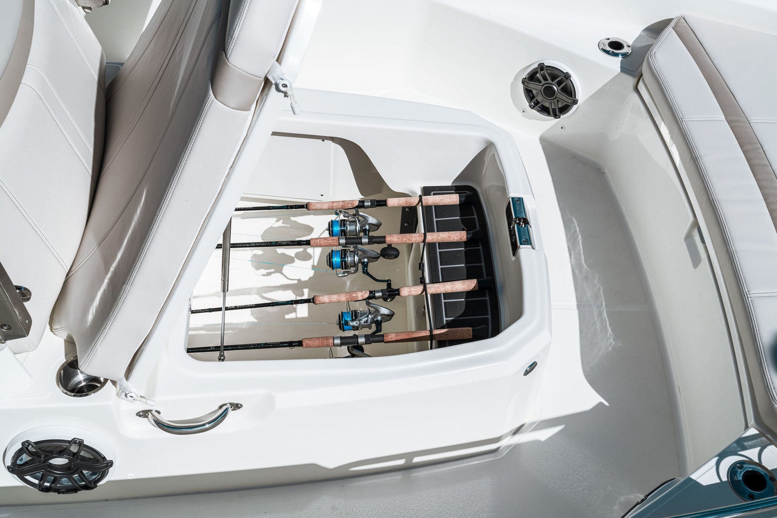 Boston Whaler 220 Dauntless — 照片 6