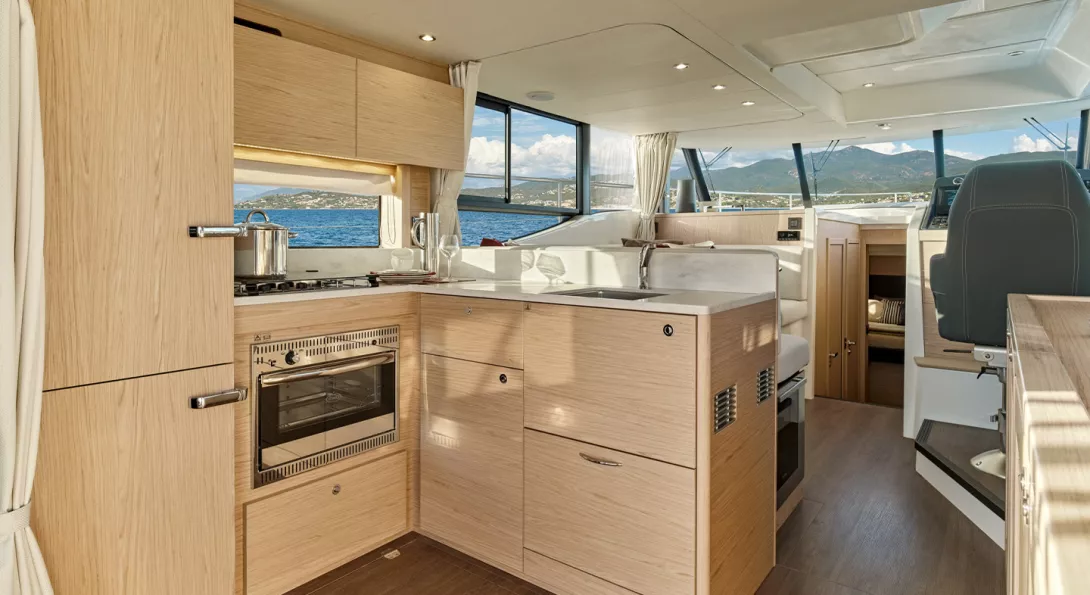 Beneteau Swift Trawler 48 — photo 10