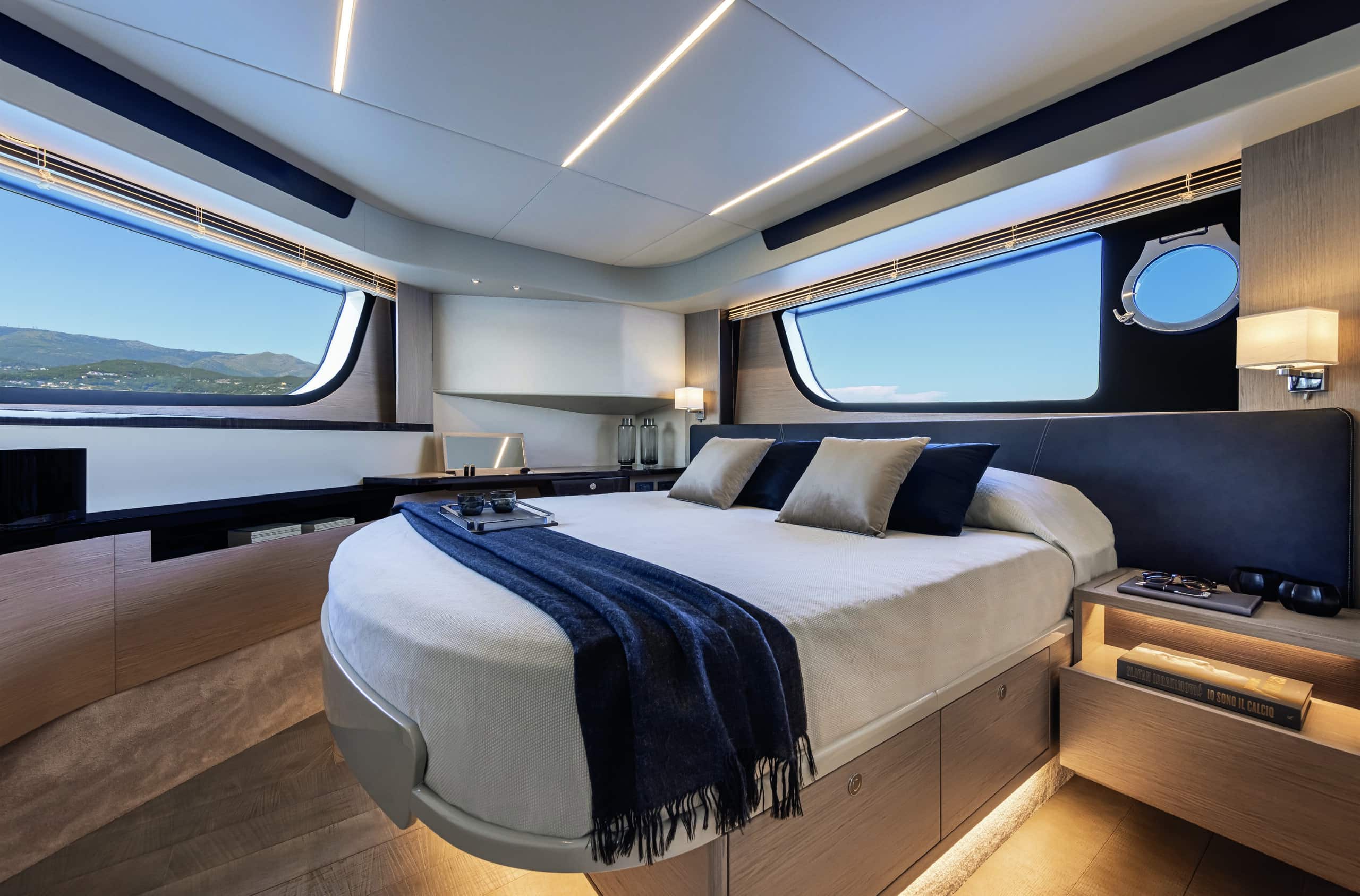 Absolute 48 Coupé — photo 9