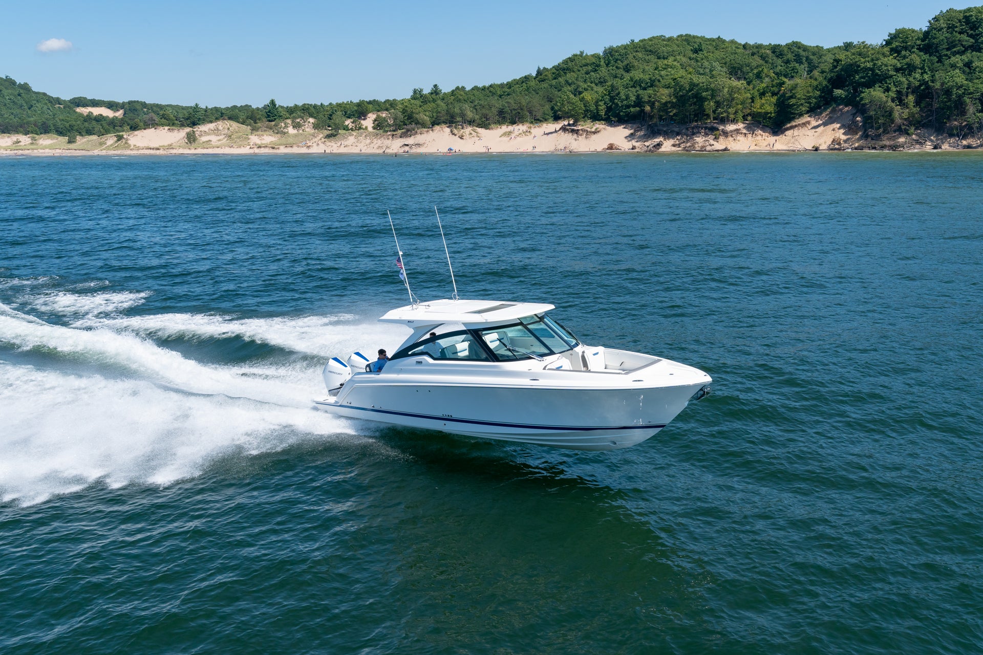 Tiara Yachts 34 LX — photo 9