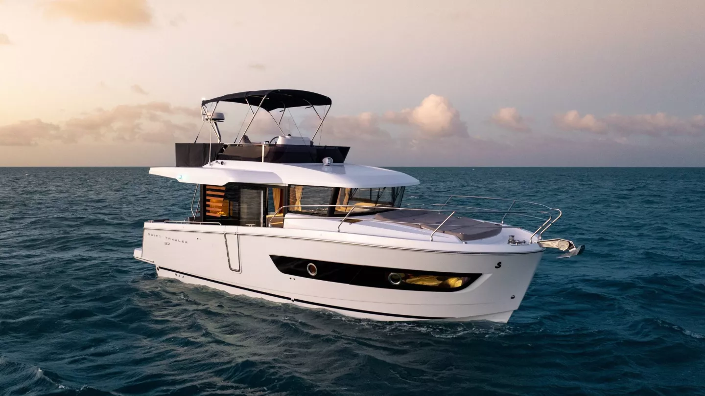 Beneteau Swift Trawler 37 Fly — photo 6