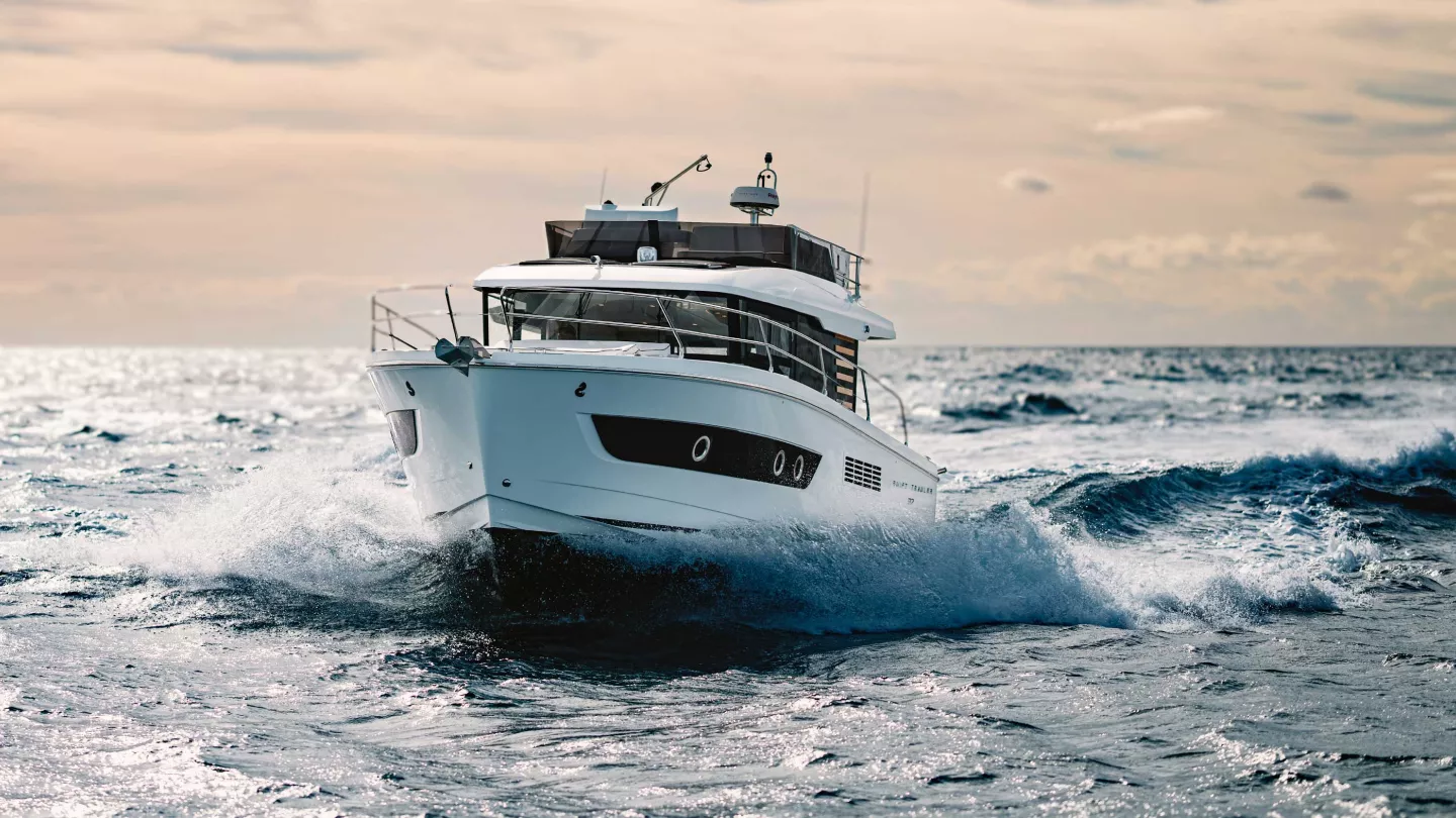 Beneteau Swift Trawler 37 Fly — photo 3