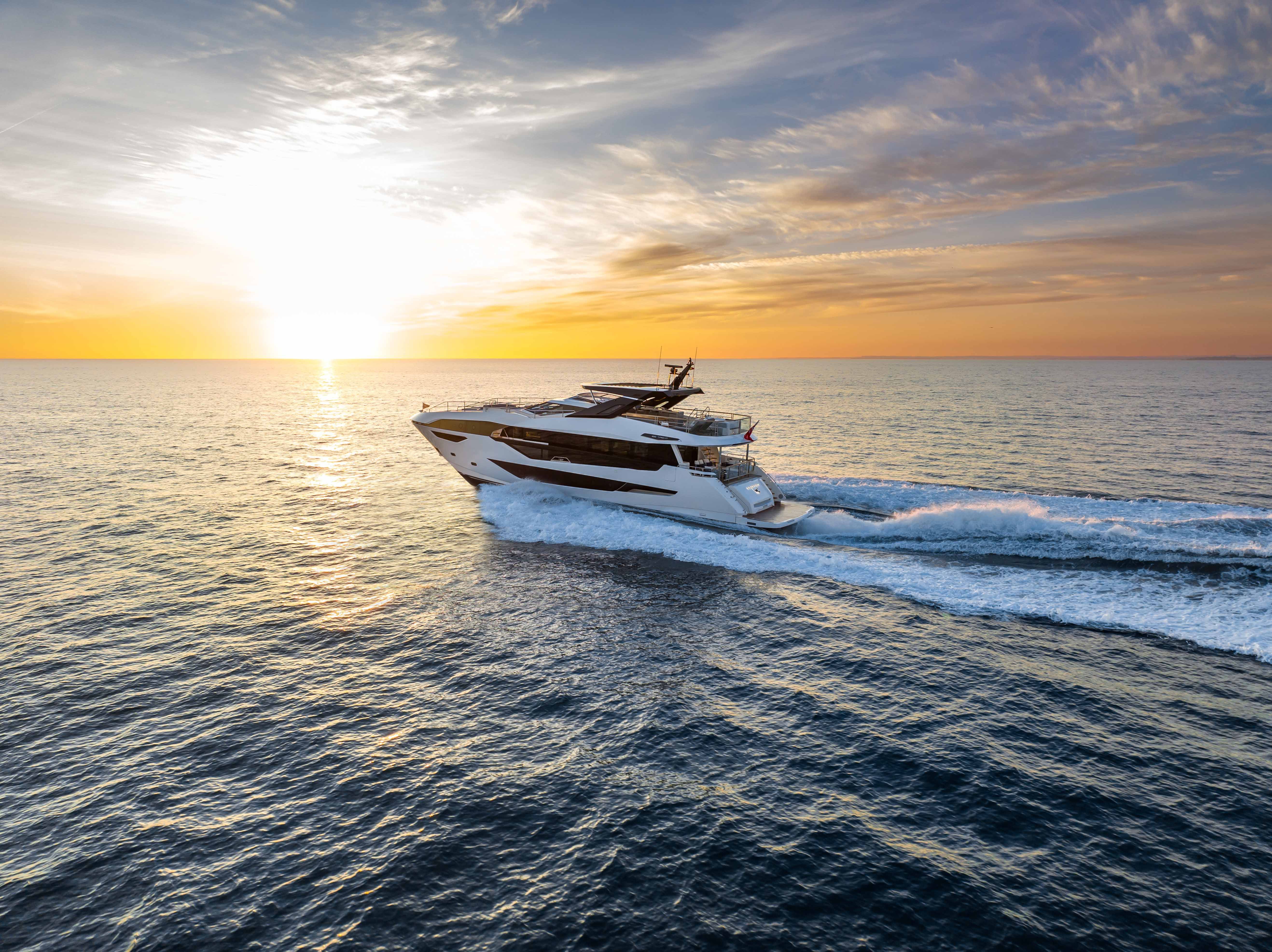 Sunseeker 100 Yacht — photo 9