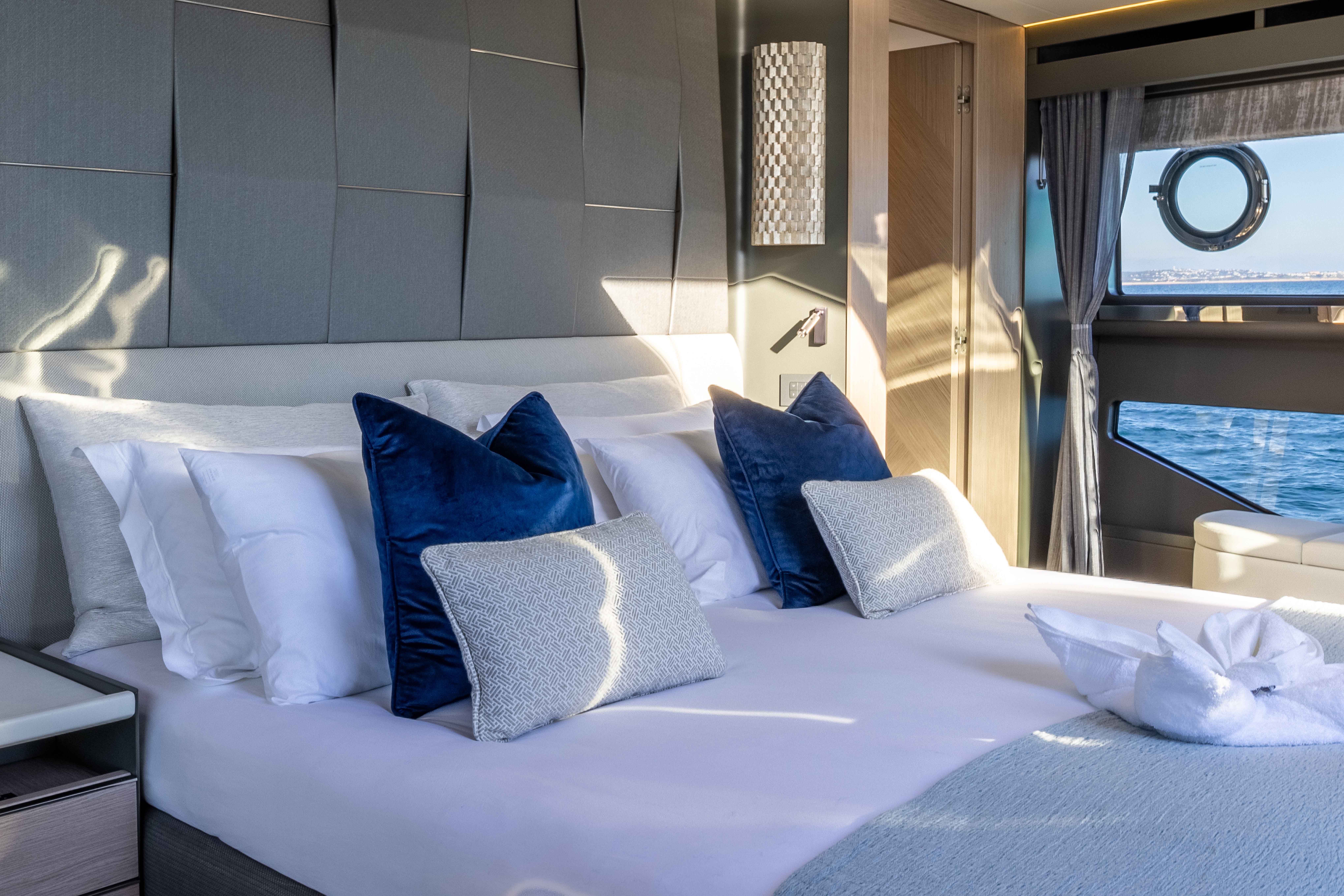 Sunseeker 100 Yacht — photo 8