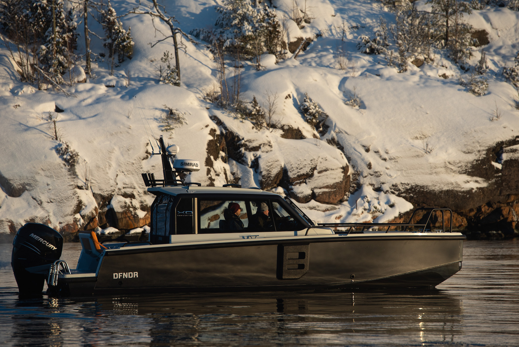 XO Boats DFNDR 8 — photo 6