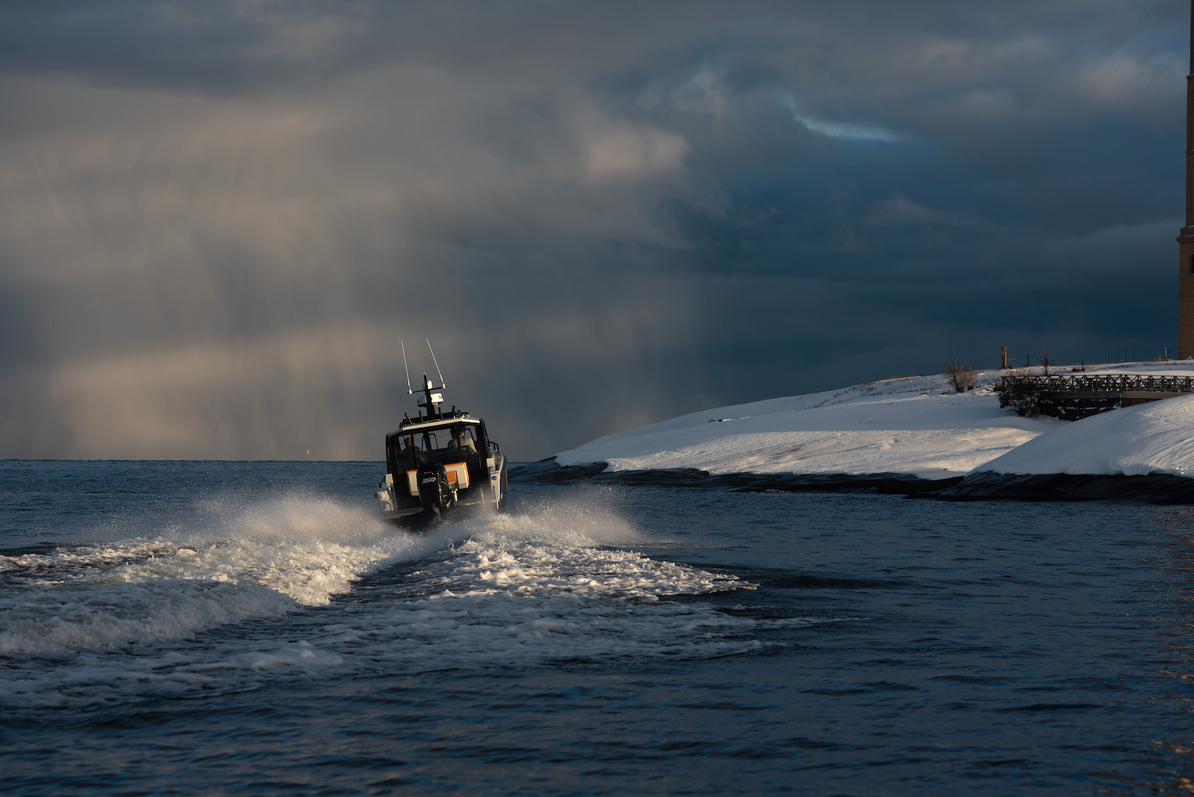 XO Boats DFNDR 8 — photo 3