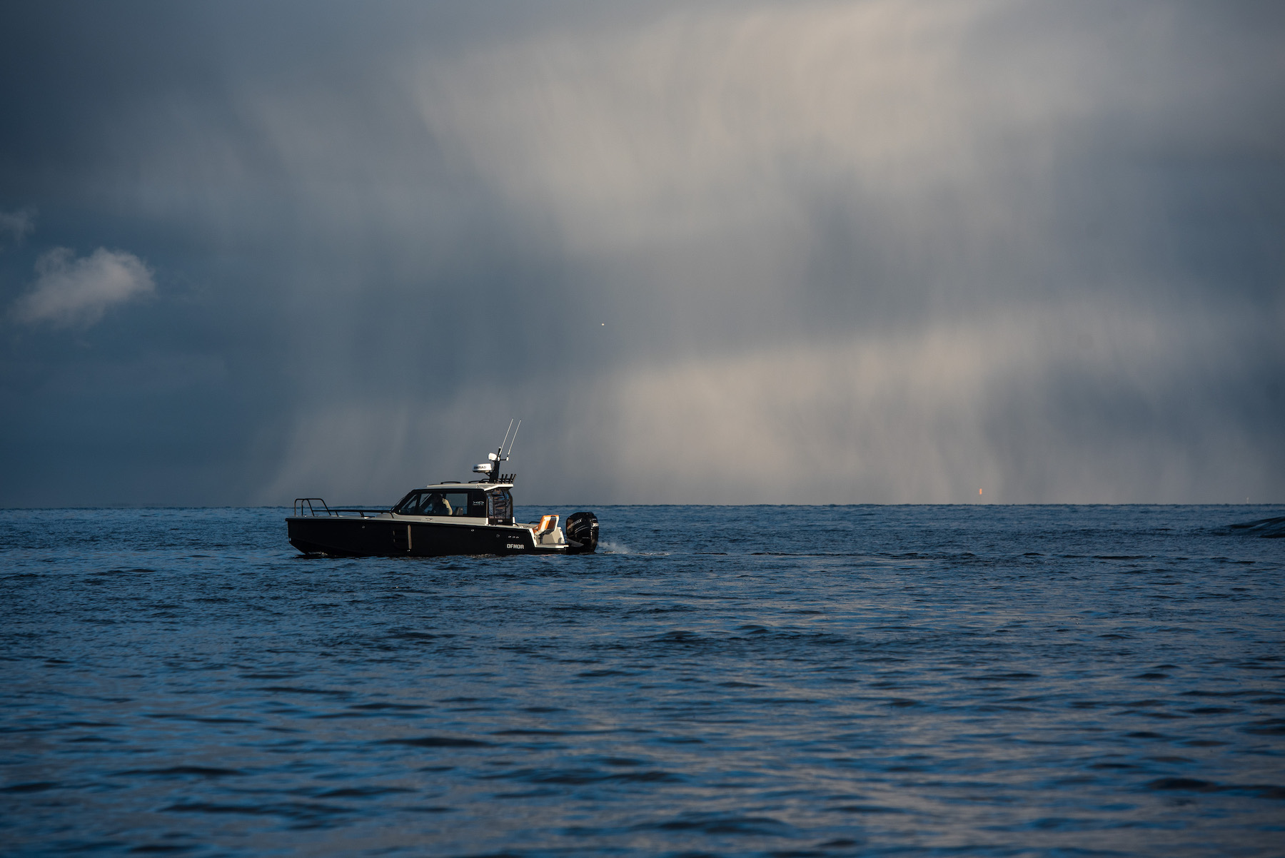 XO Boats DFNDR 8 — photo 8