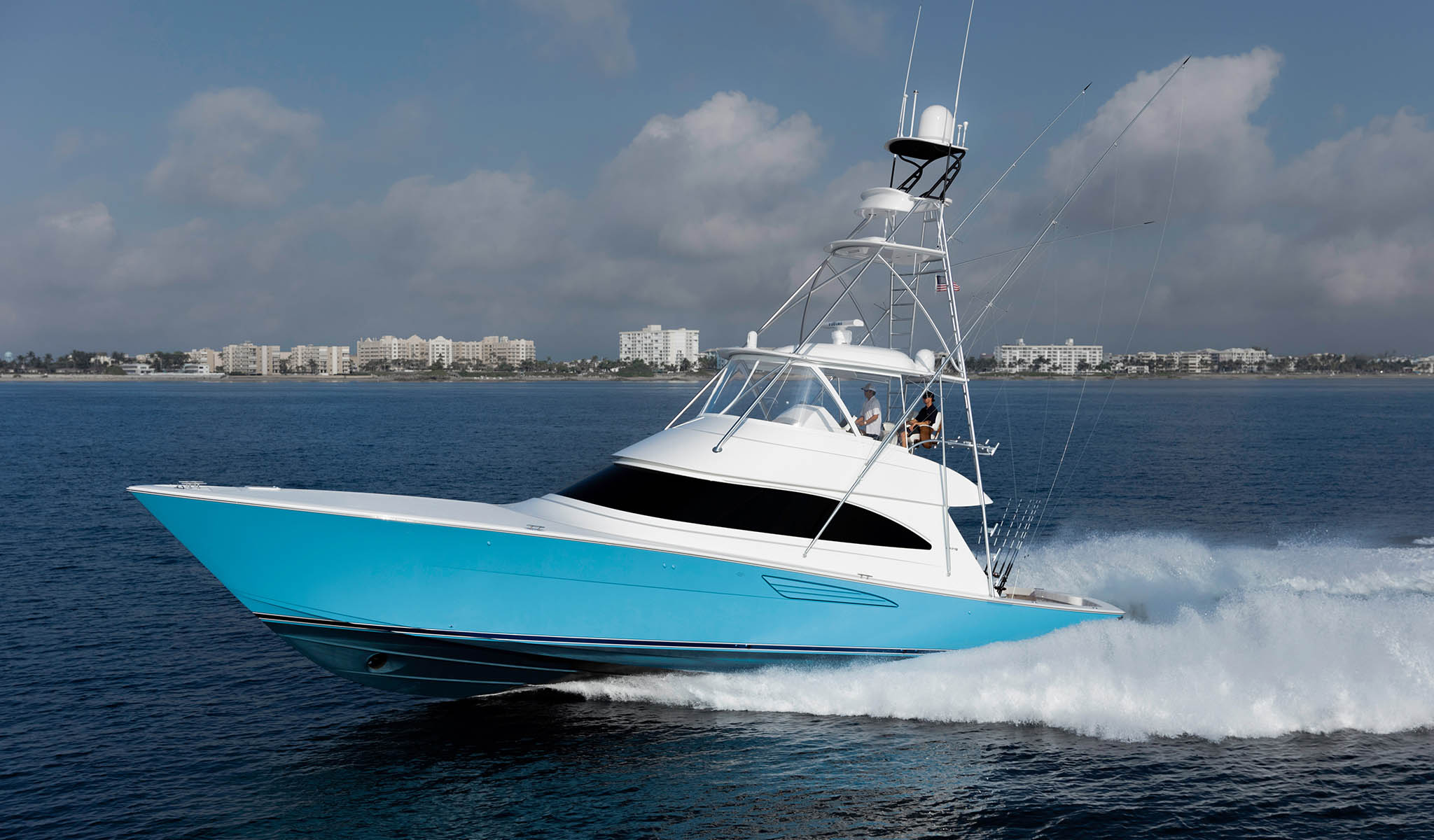 Viking Yachts 58 Convertible — photo 2