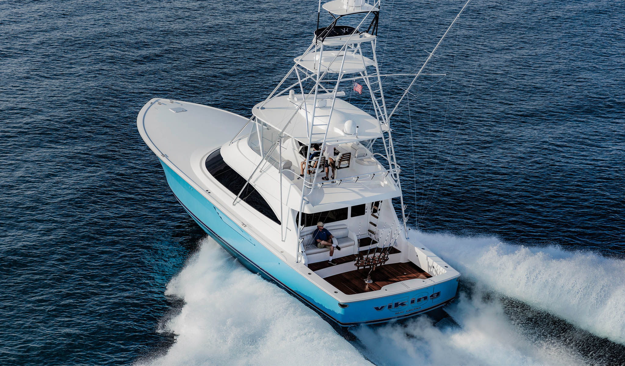Viking Yachts 58 Convertible — photo 4