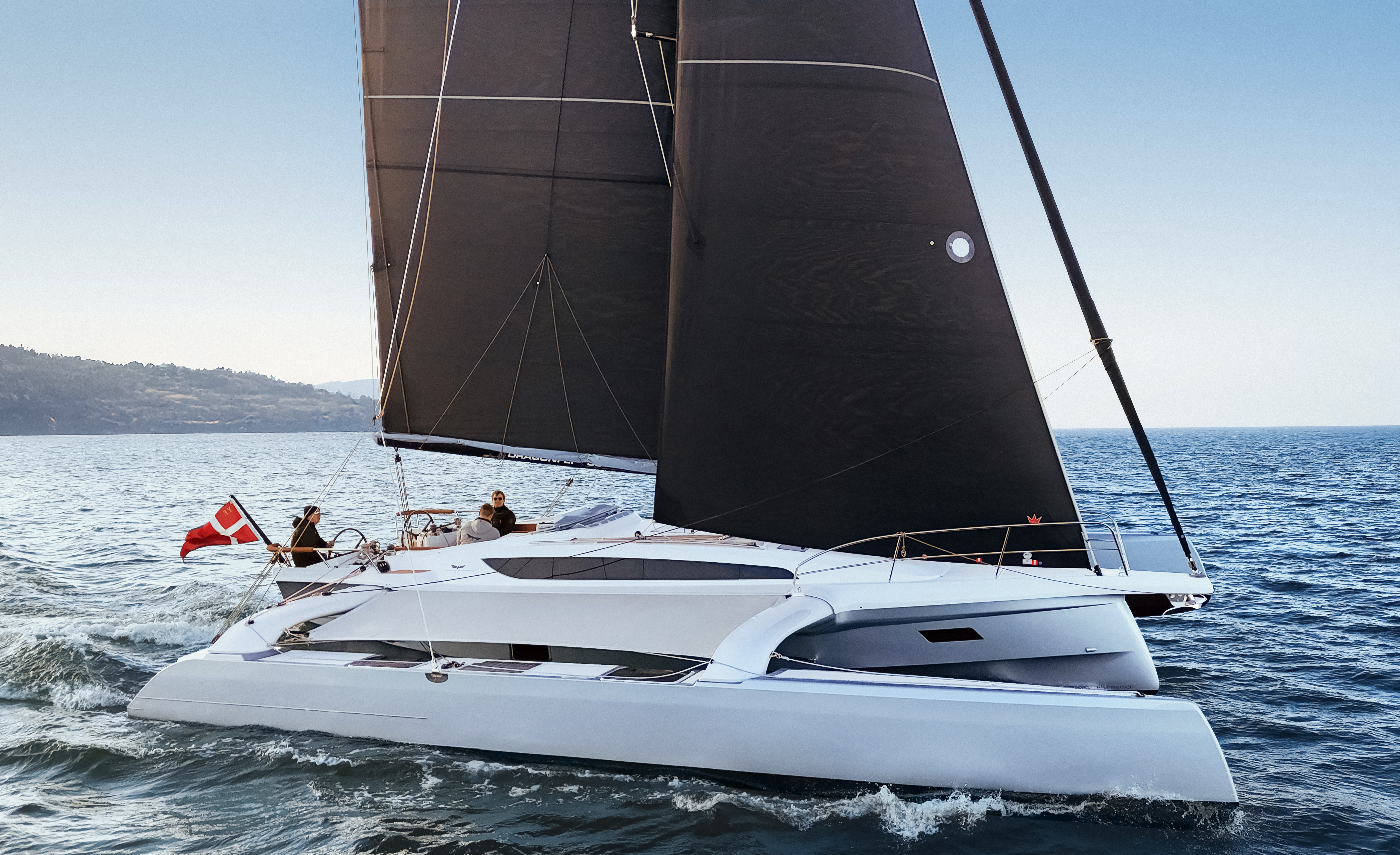 Dragonfly Trimarans Dragonfly 36