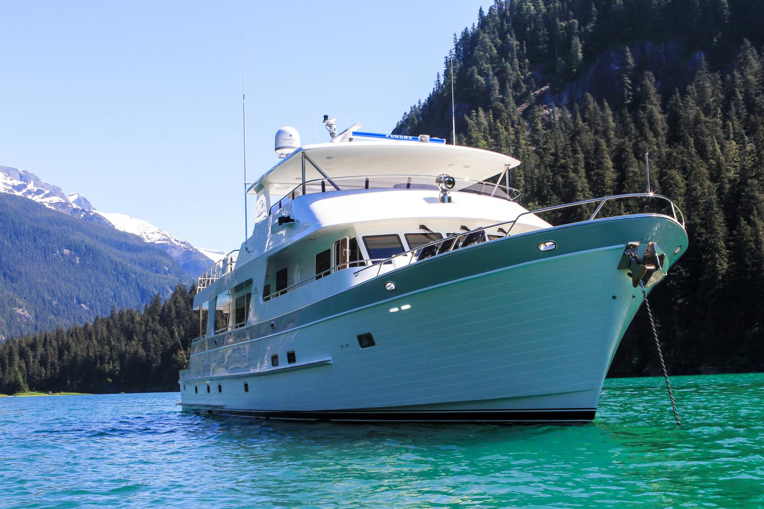 Outer Reef Yachts 880 Cockpit Motoryacht — photo 6