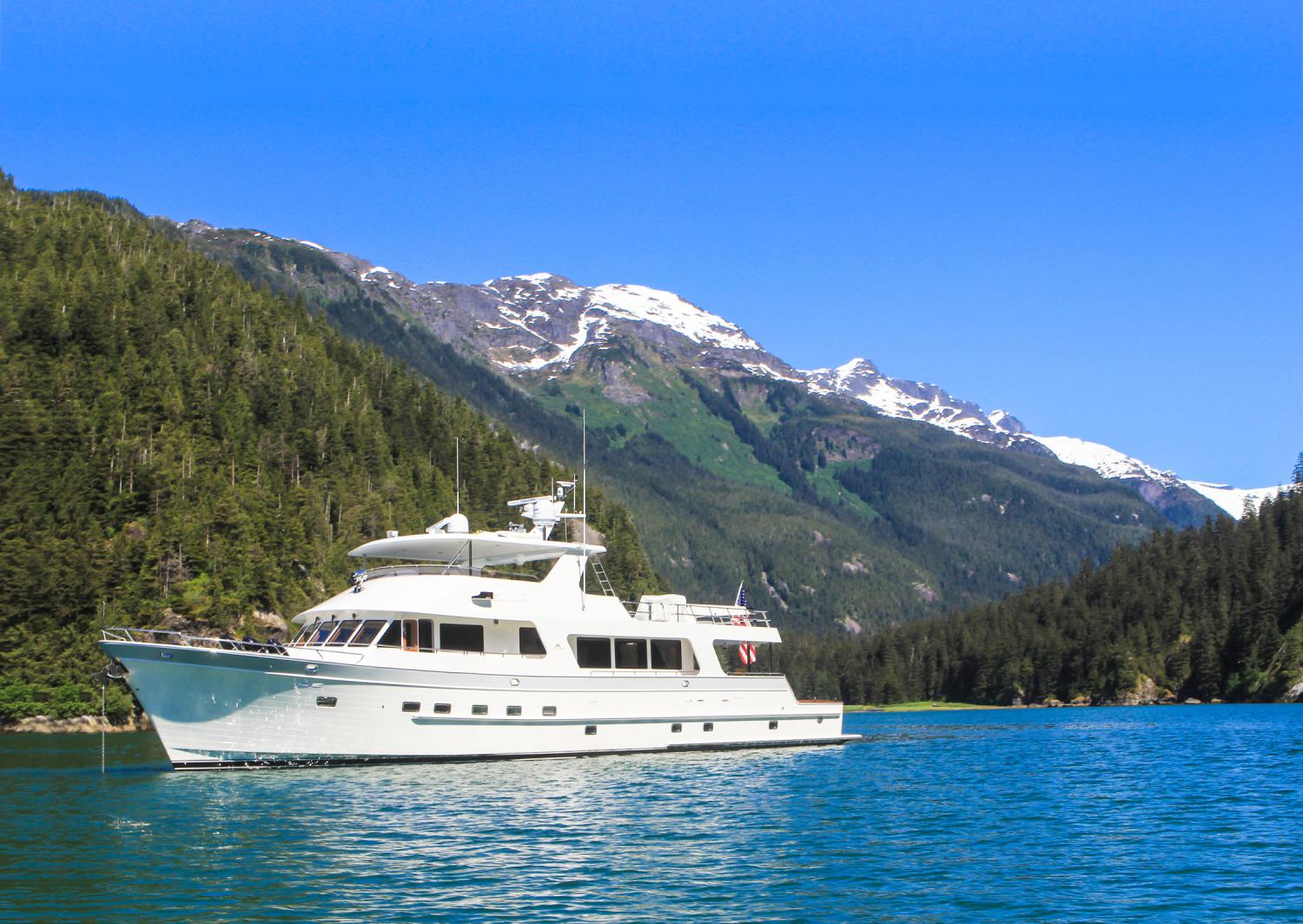 Outer Reef Yachts 880 Cockpit Motoryacht — photo 5