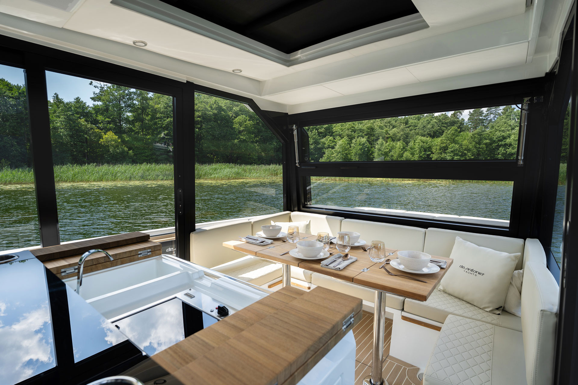 De Antonio Yachts D36 Cabin — photo 5
