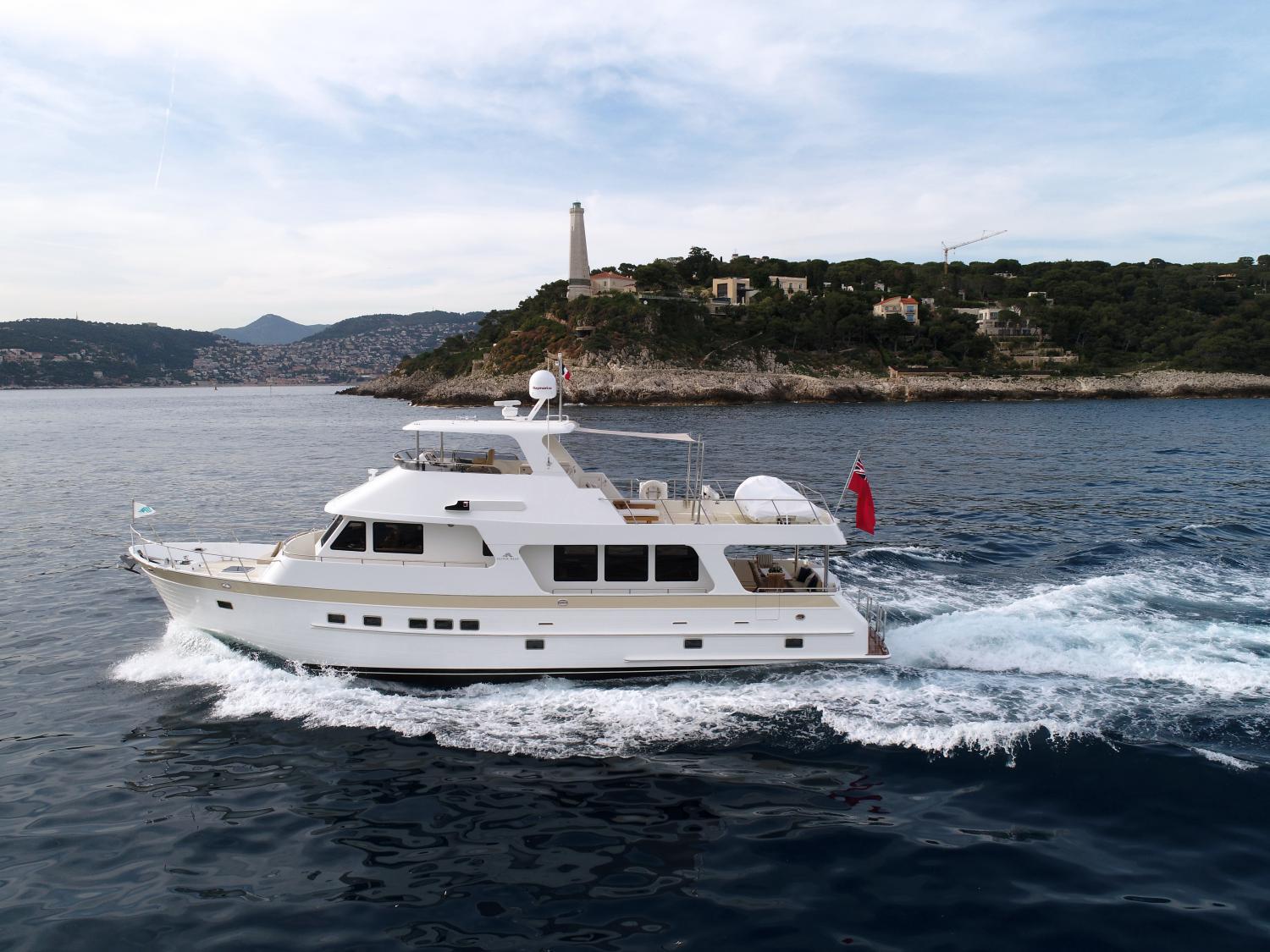 Outer Reef Yachts 630 Motoryacht — photo 3