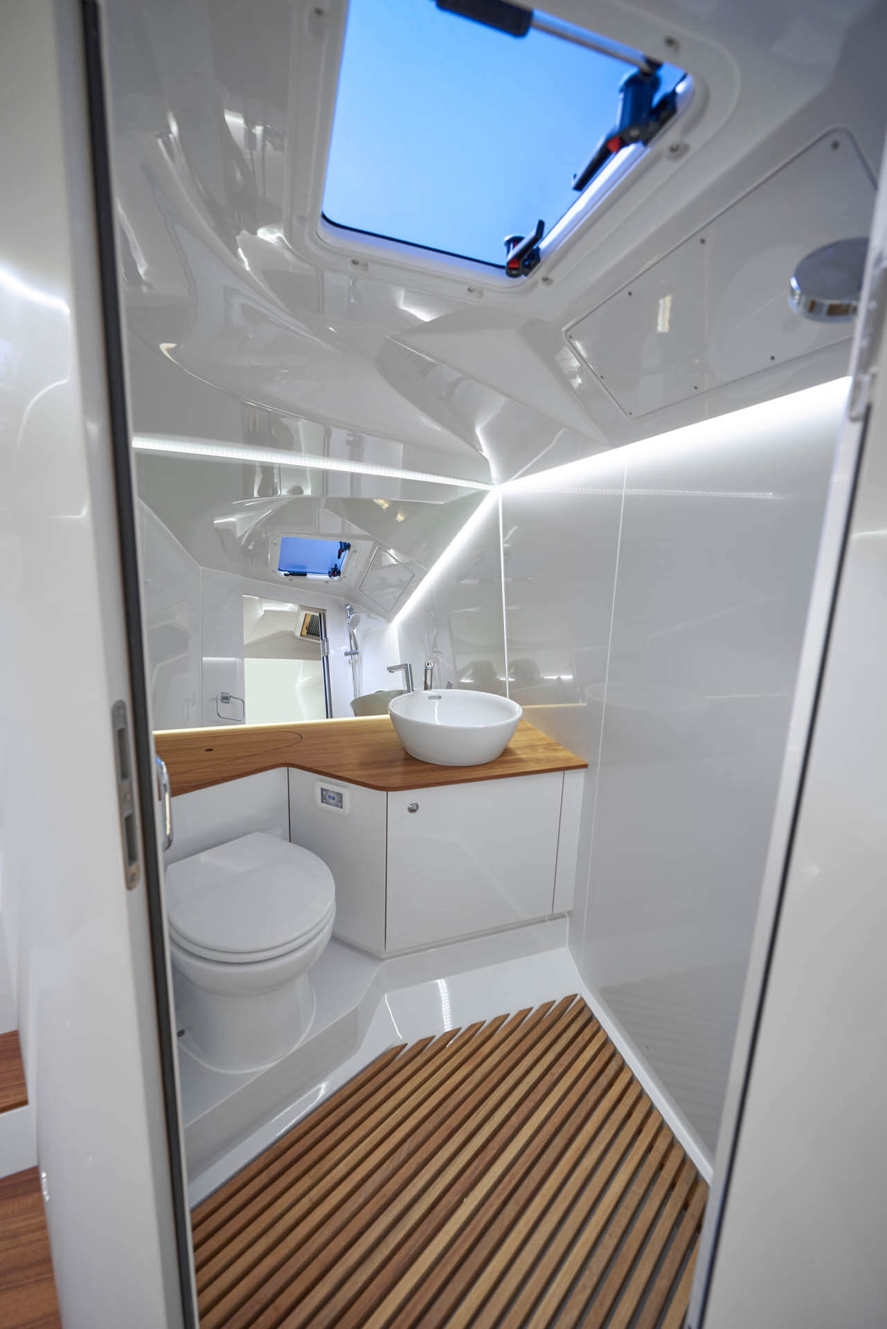 Frauscher 1212 Ghost — photo 10