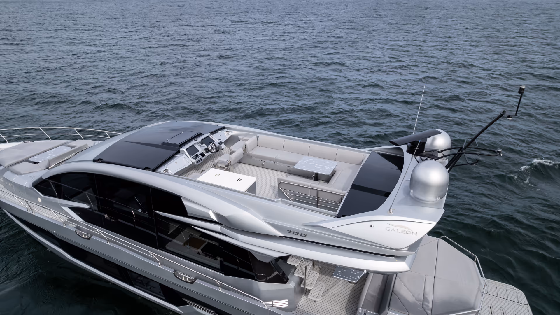 Galeon 700 SKY — photo 7