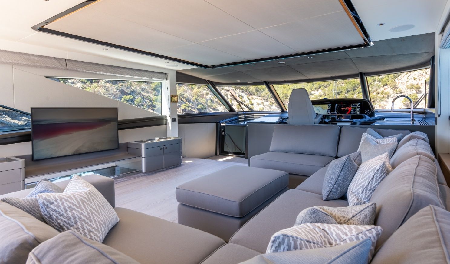 Sunseeker 90 Ocean Enclosed — 照片 3