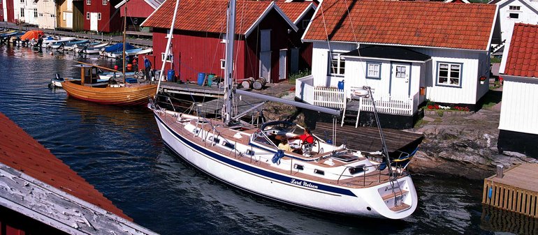 Hallberg-Rassy 43 Mk I — photo 3