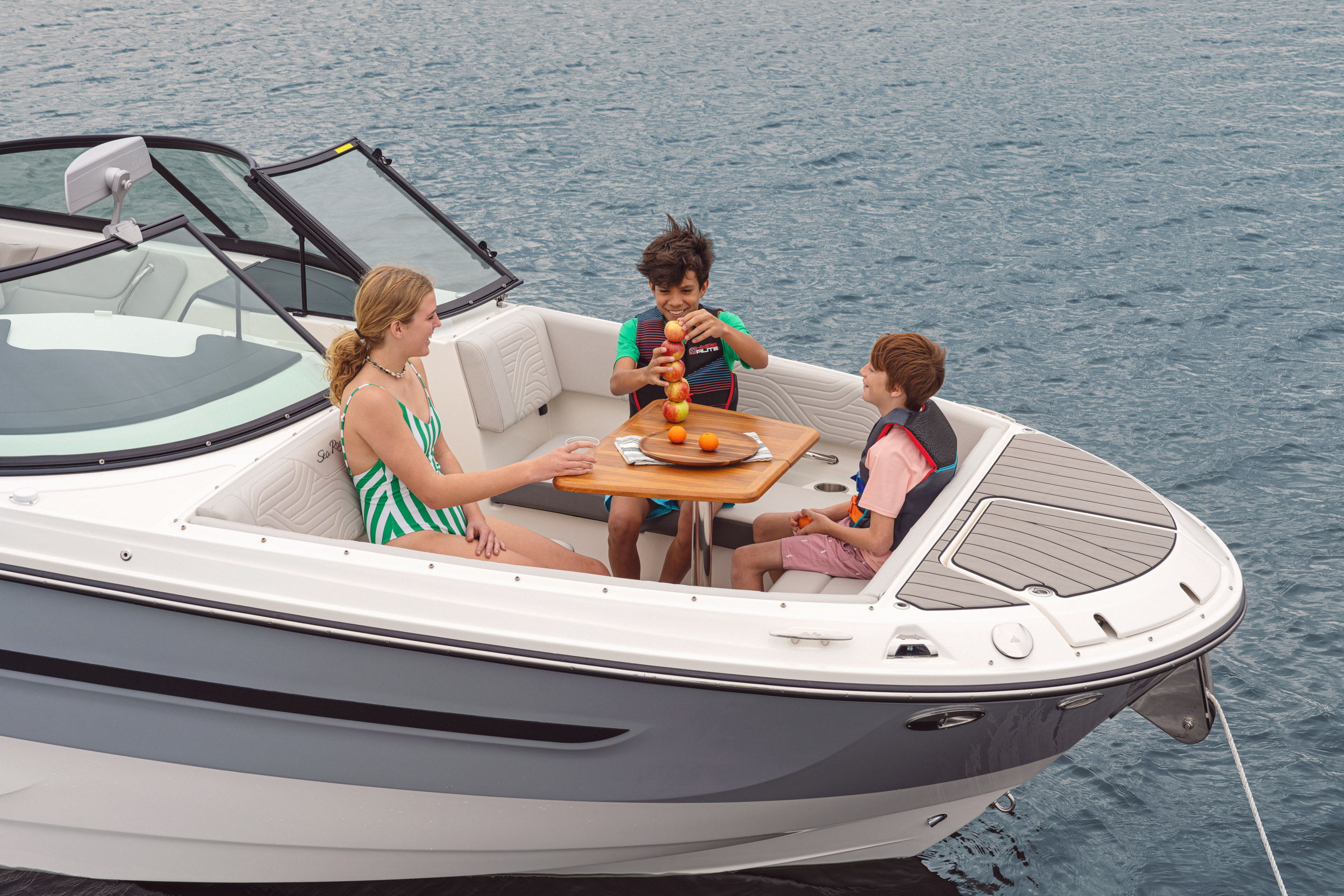 Sea Ray SDX 270 Surf — photo 5