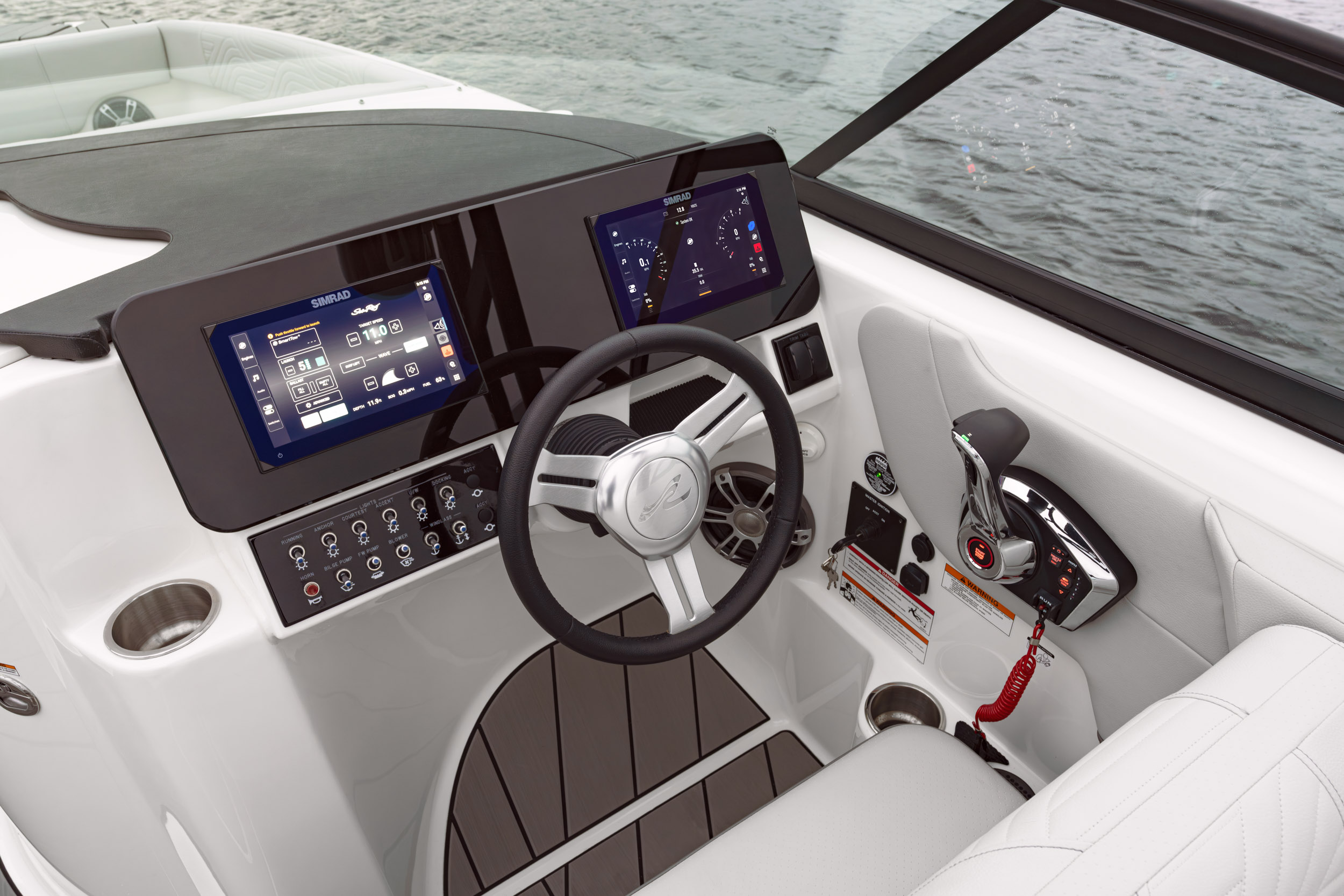 Sea Ray SDX 270 Surf — photo 3