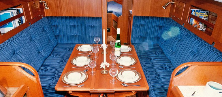 Hallberg-Rassy 29 — photo 3