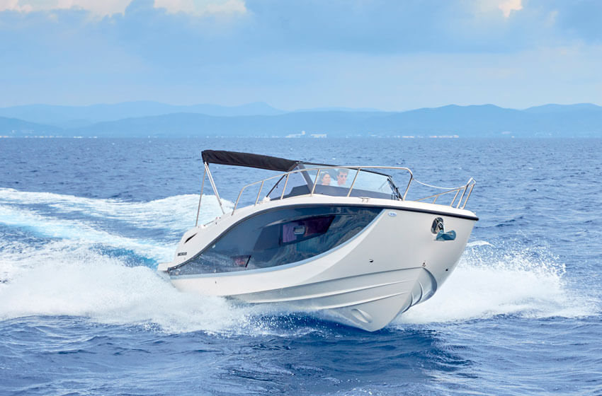 Quicksilver 875 Sundeck — photo 5