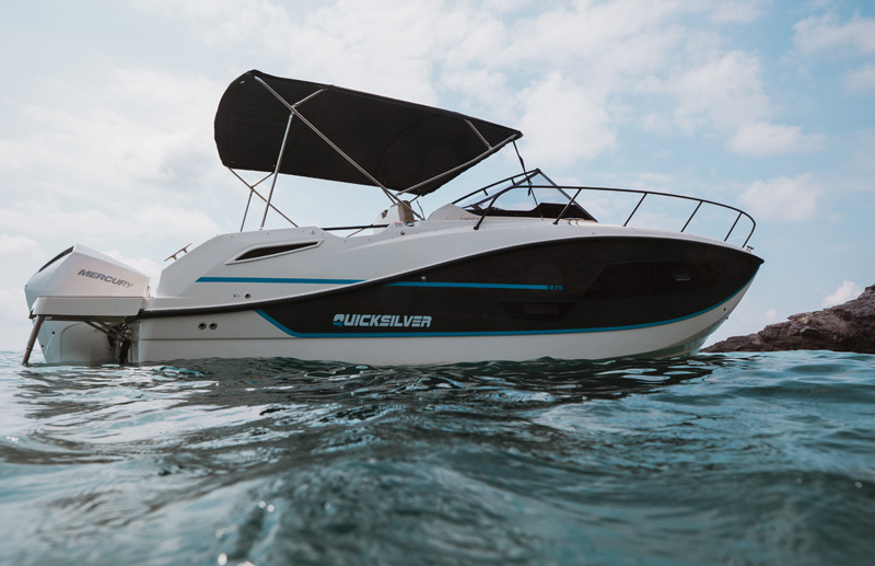 Quicksilver 875 Sundeck — photo 8