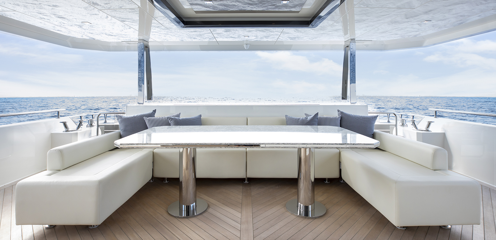 Ocean Alexander 30R — photo 8