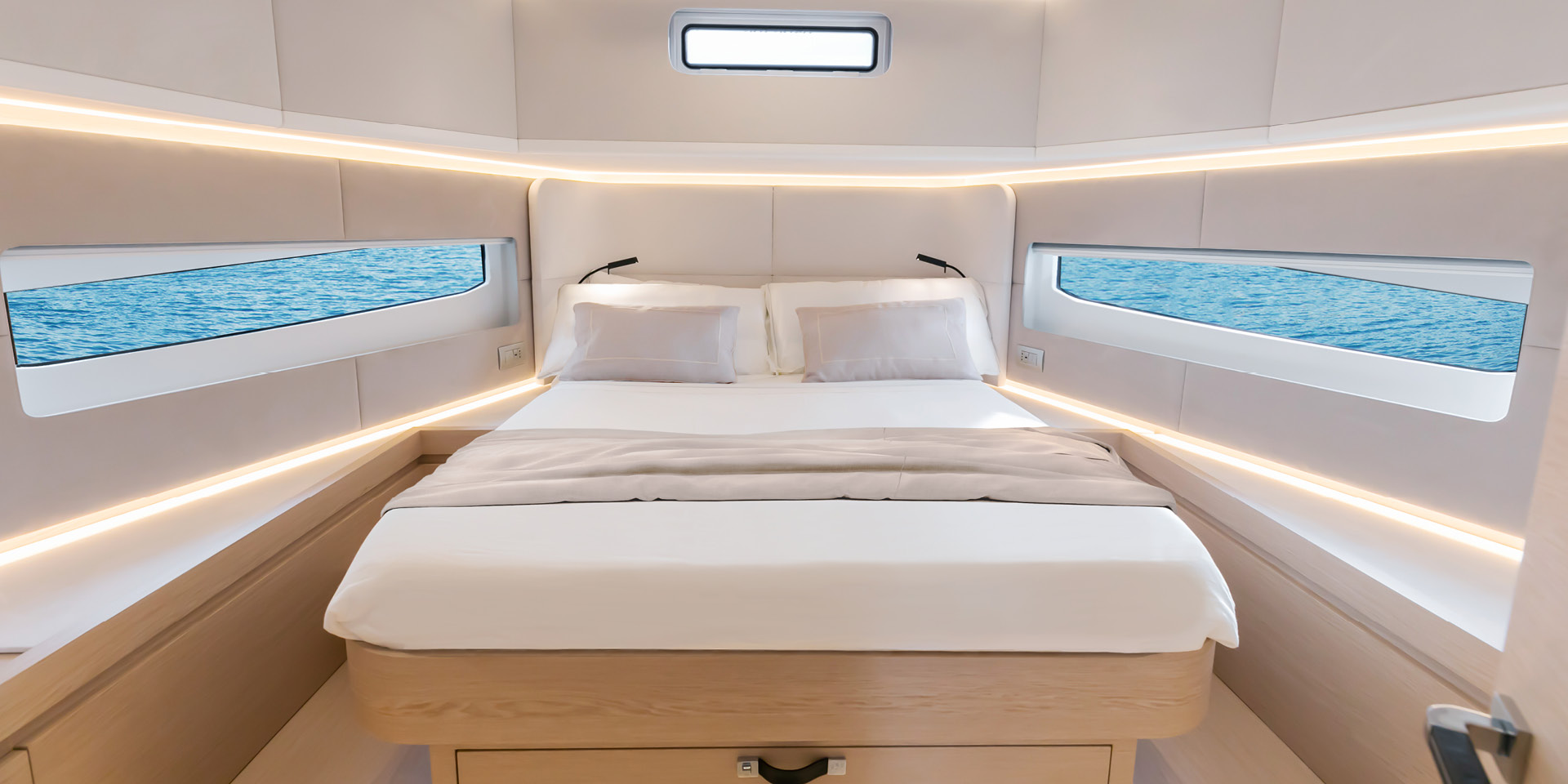 Solaris Power 52 Open ST — photo 4