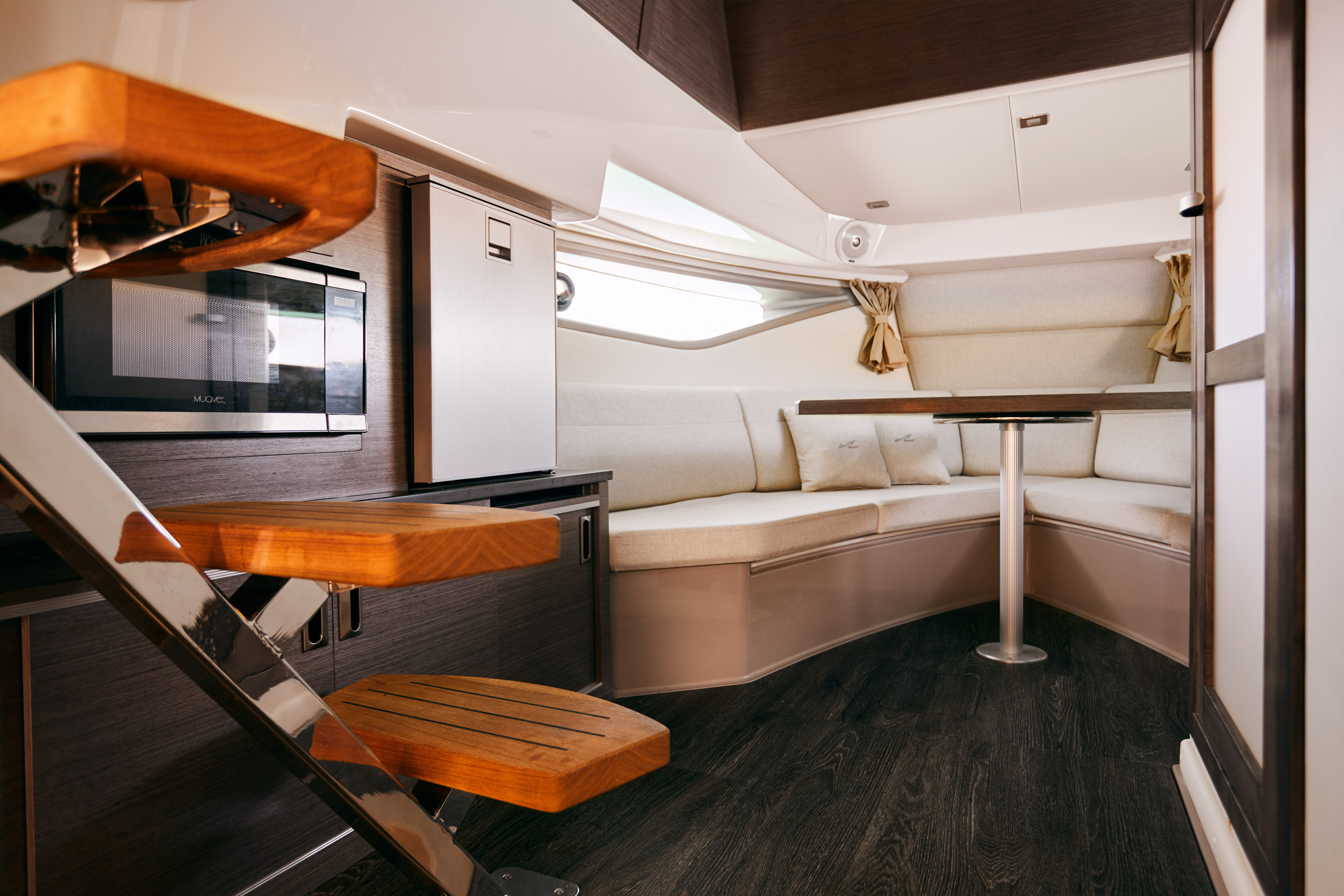 Sea Ray Sundancer 320 — photo 3