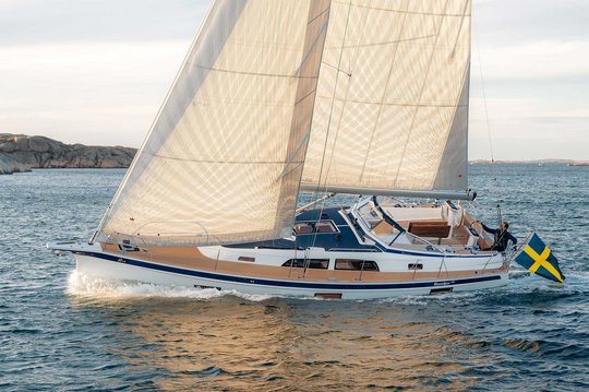 Hallberg-Rassy 370 — photo 6