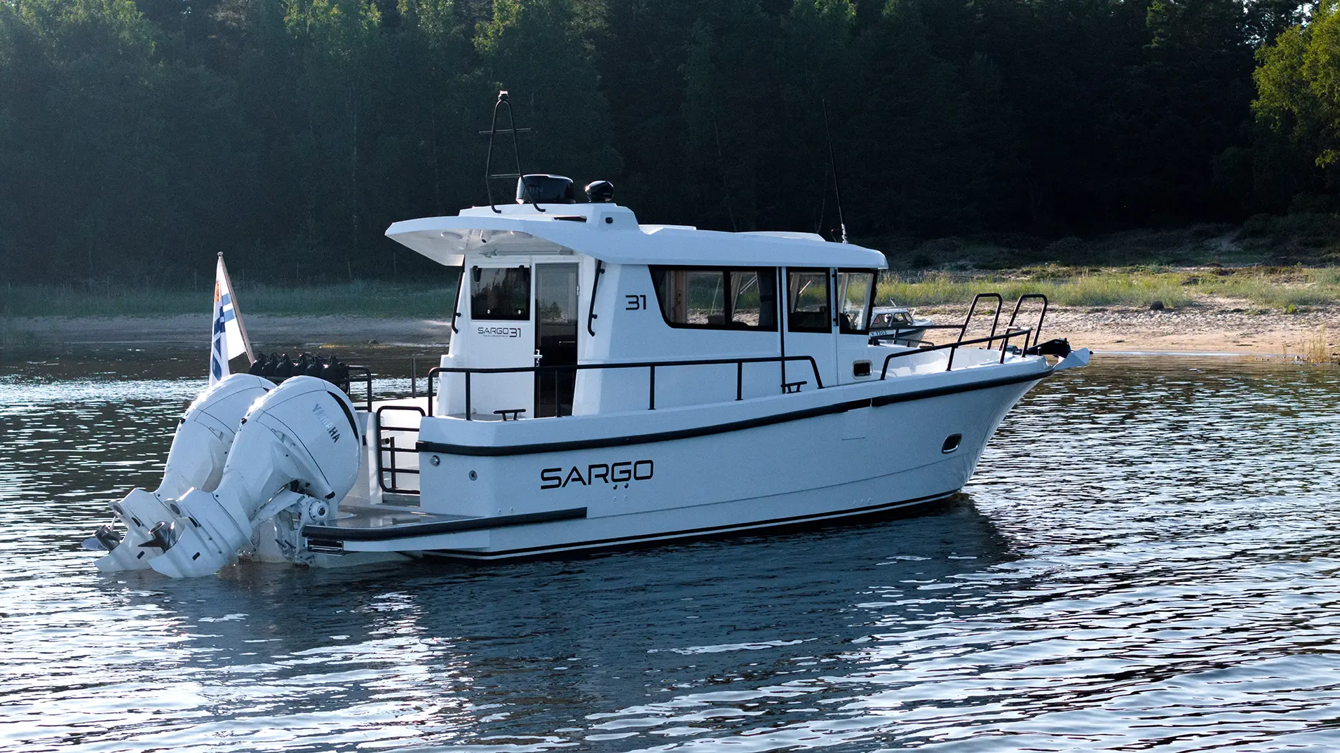 Sargo 31 Outboard — photo 4