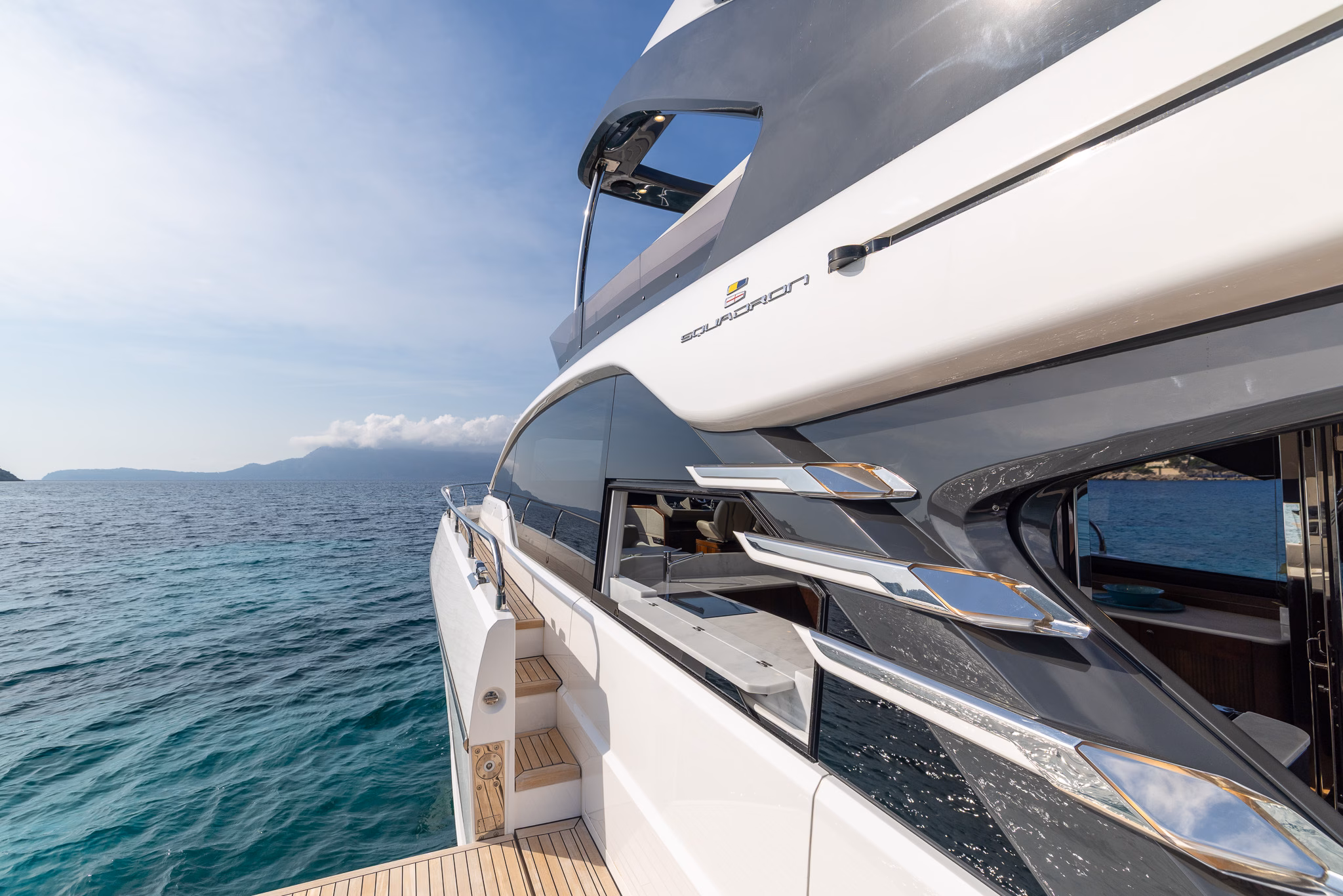 Fairline Squadron 58 — photo 10