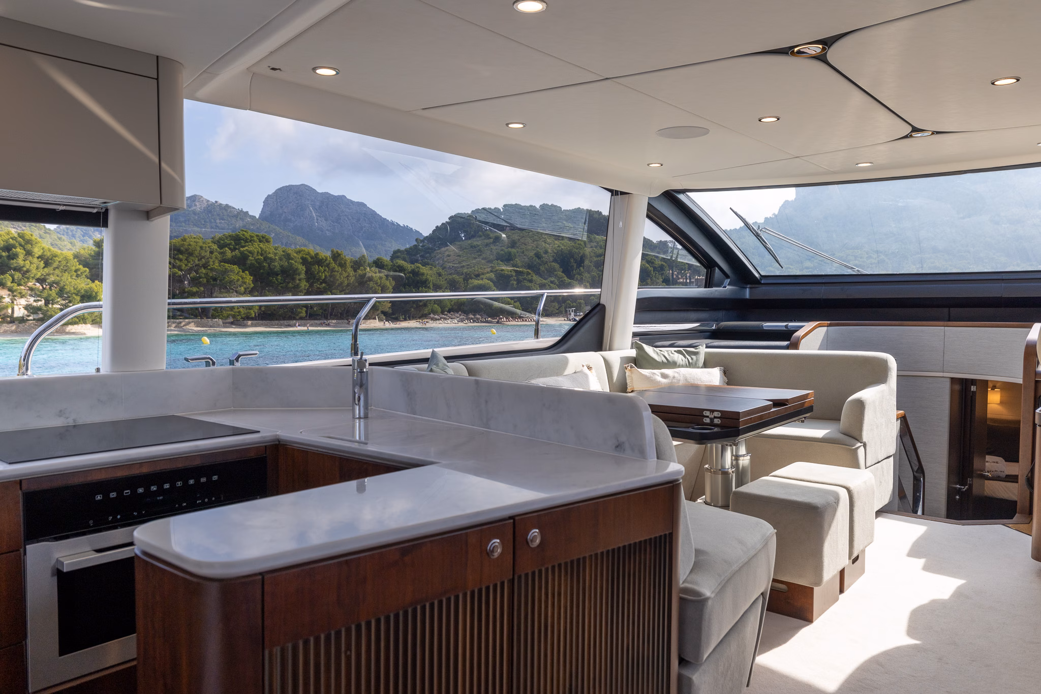 Fairline Squadron 58 — photo 5