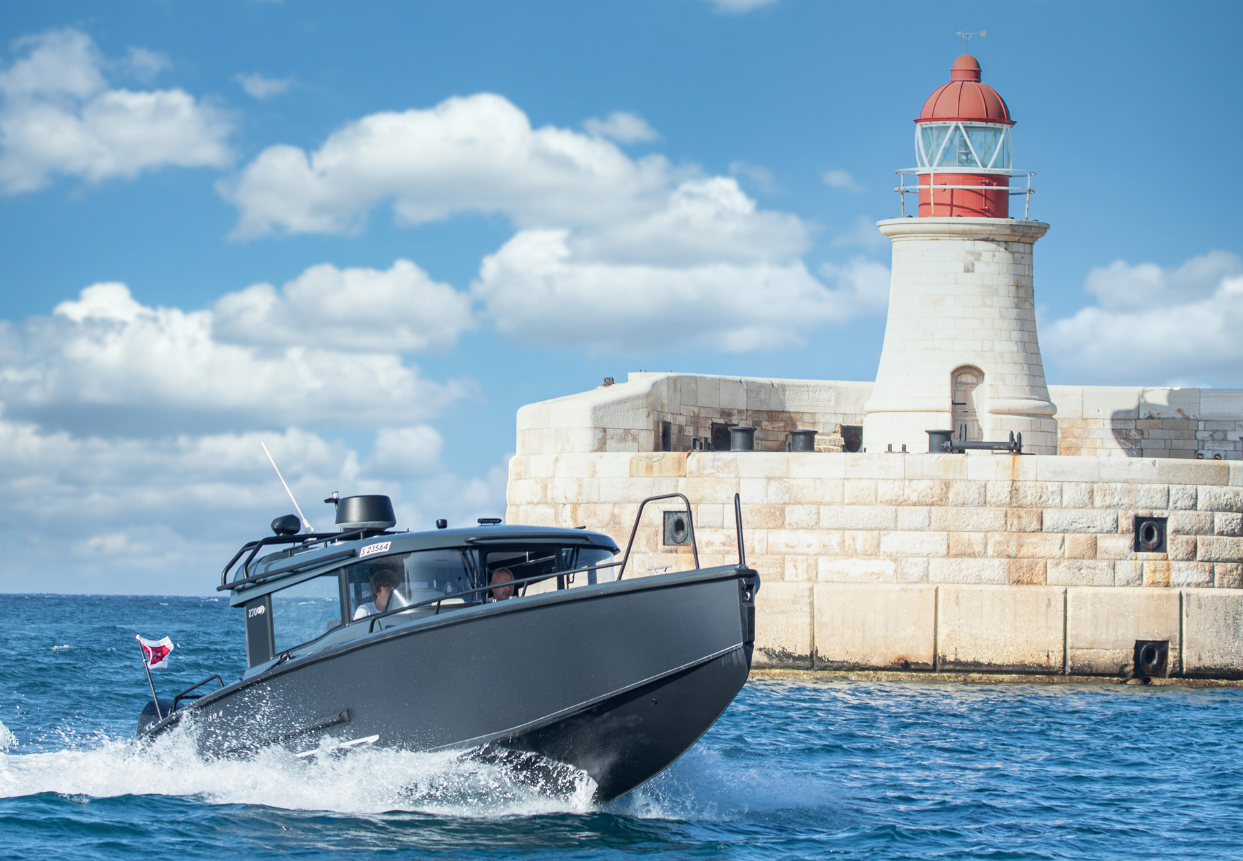 XO Boats EXPLR 10 Sport + — photo 9